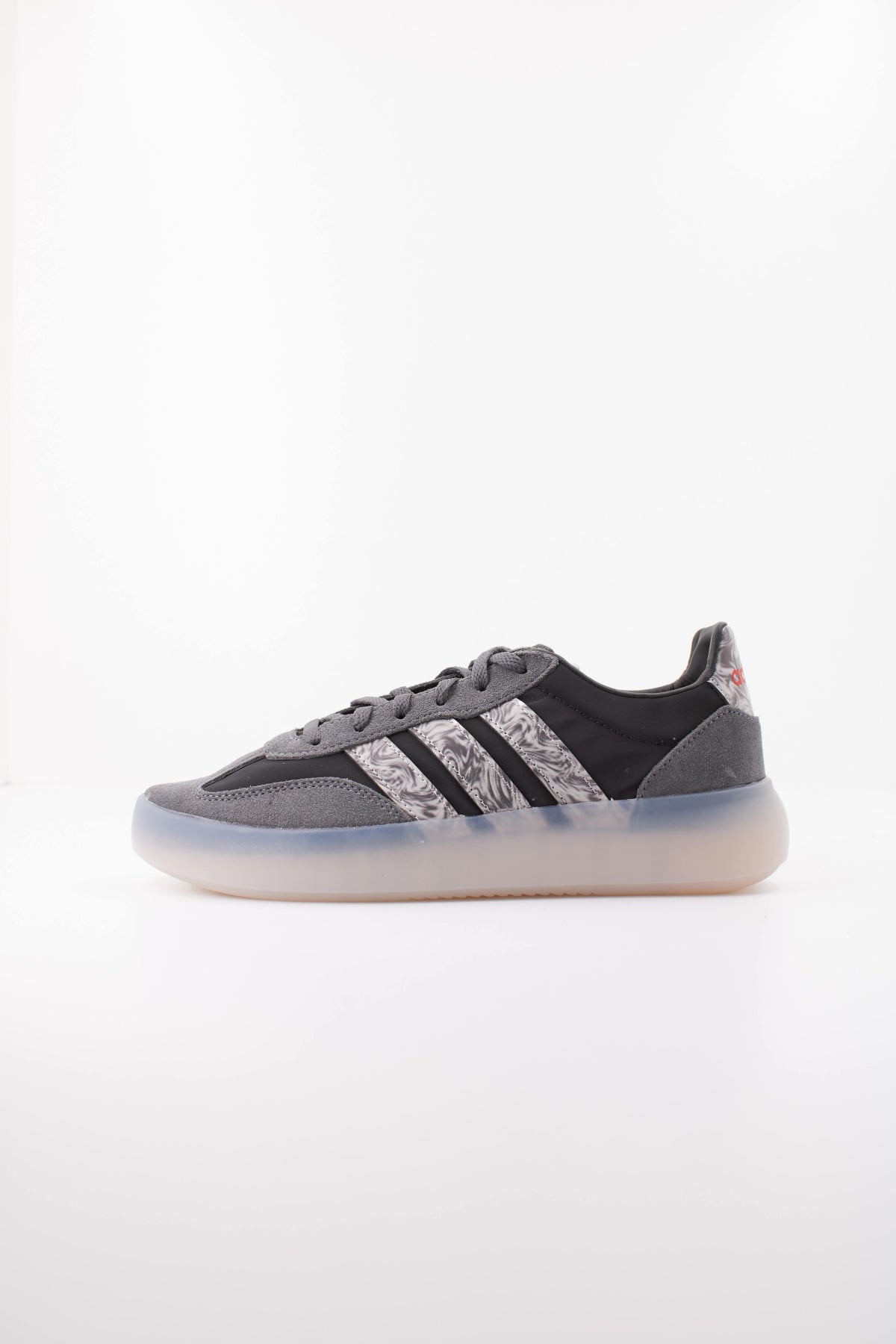 ADIDAS BARREDA DECODE J en color NEGRO (1)