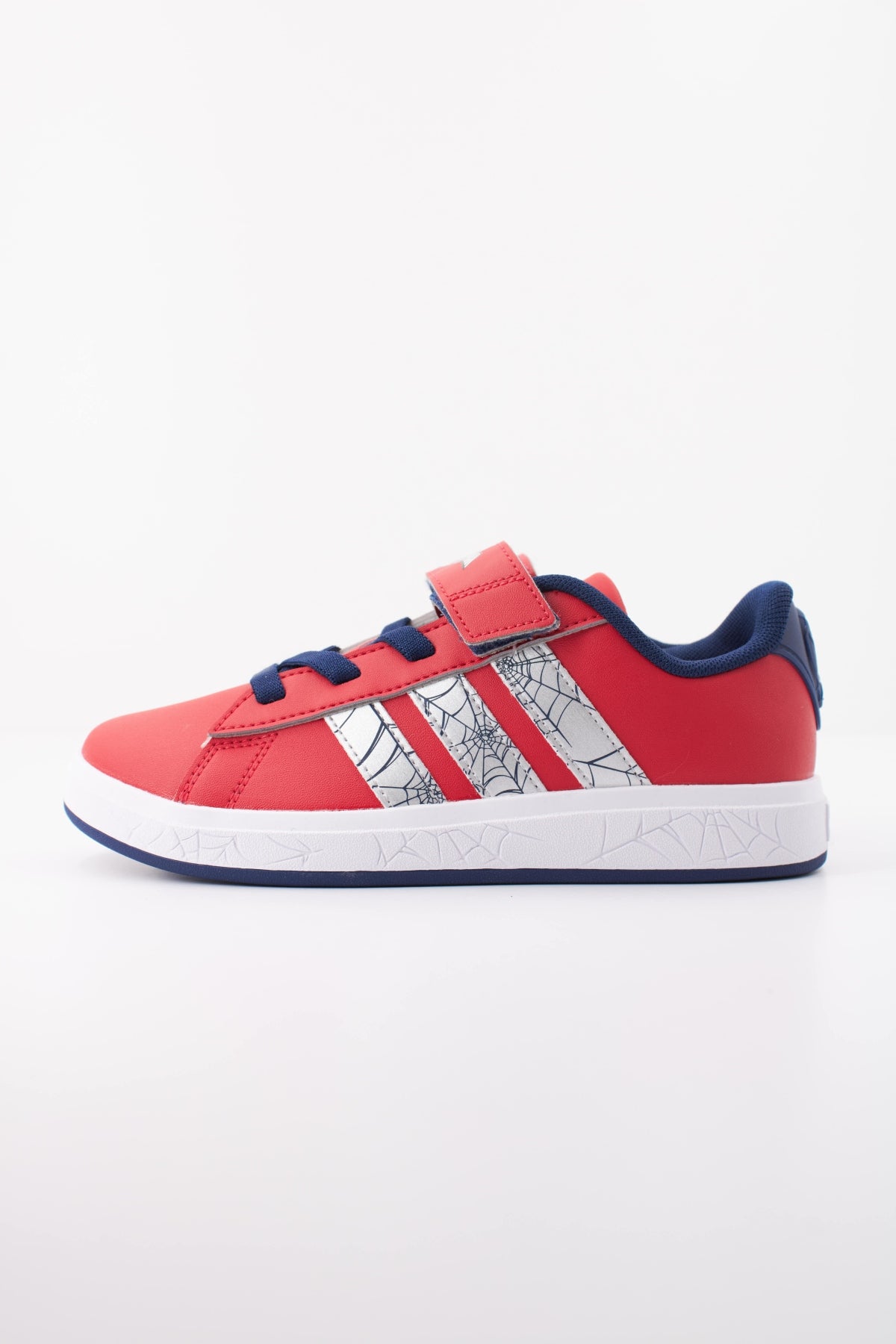 ADIDAS GRAND COURT SPIDER en color ROJO (1)