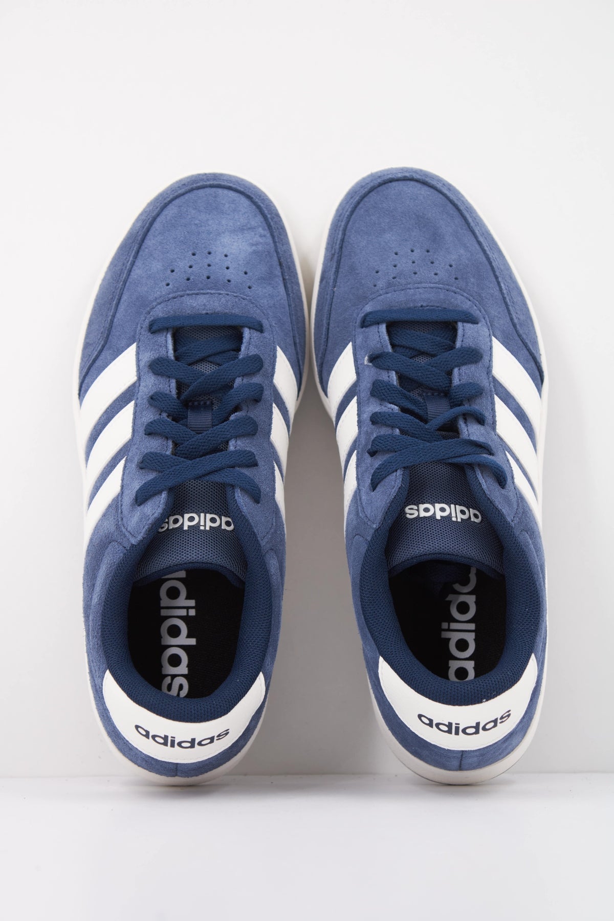 ADIDAS BREAKNET . en color AZUL (3)