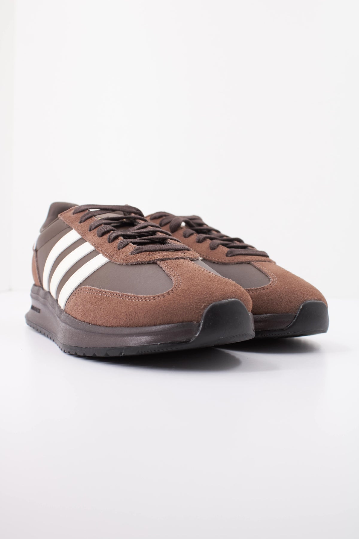 ADIDAS RUN s . en color MARRON (2)