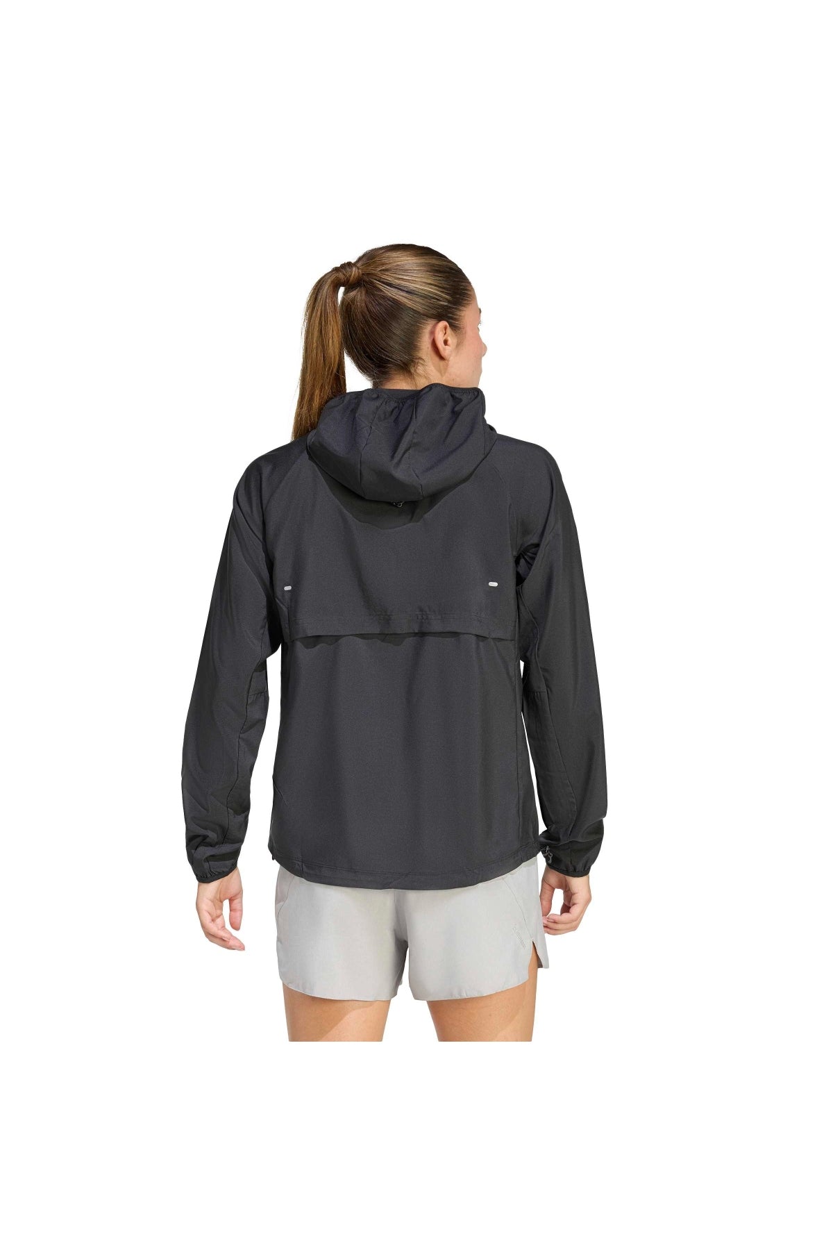 ADIDAS KA RUN ESS JKT W en color NEGRO (2)