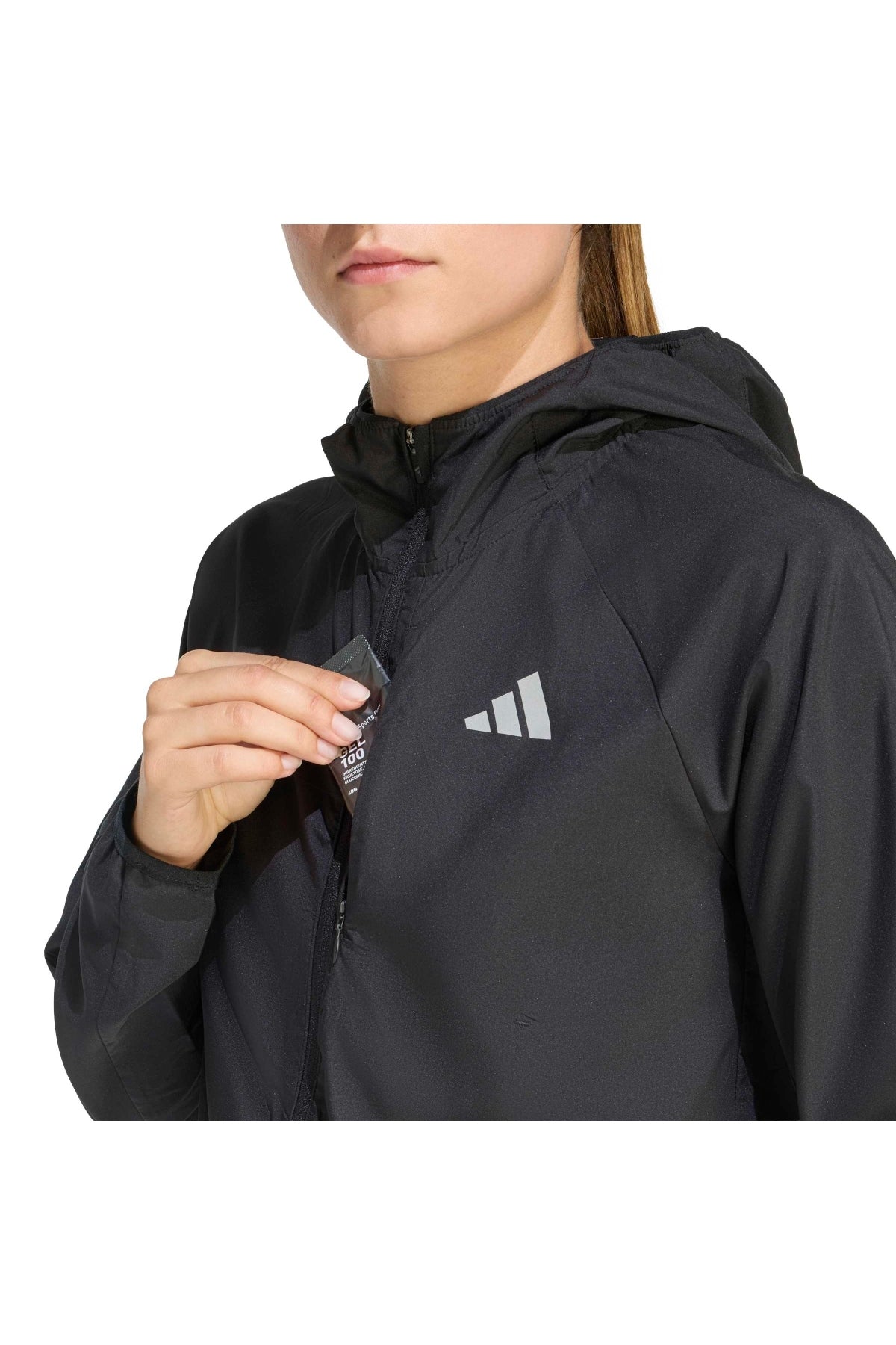 ADIDAS KA RUN ESS JKT W en color NEGRO (4)