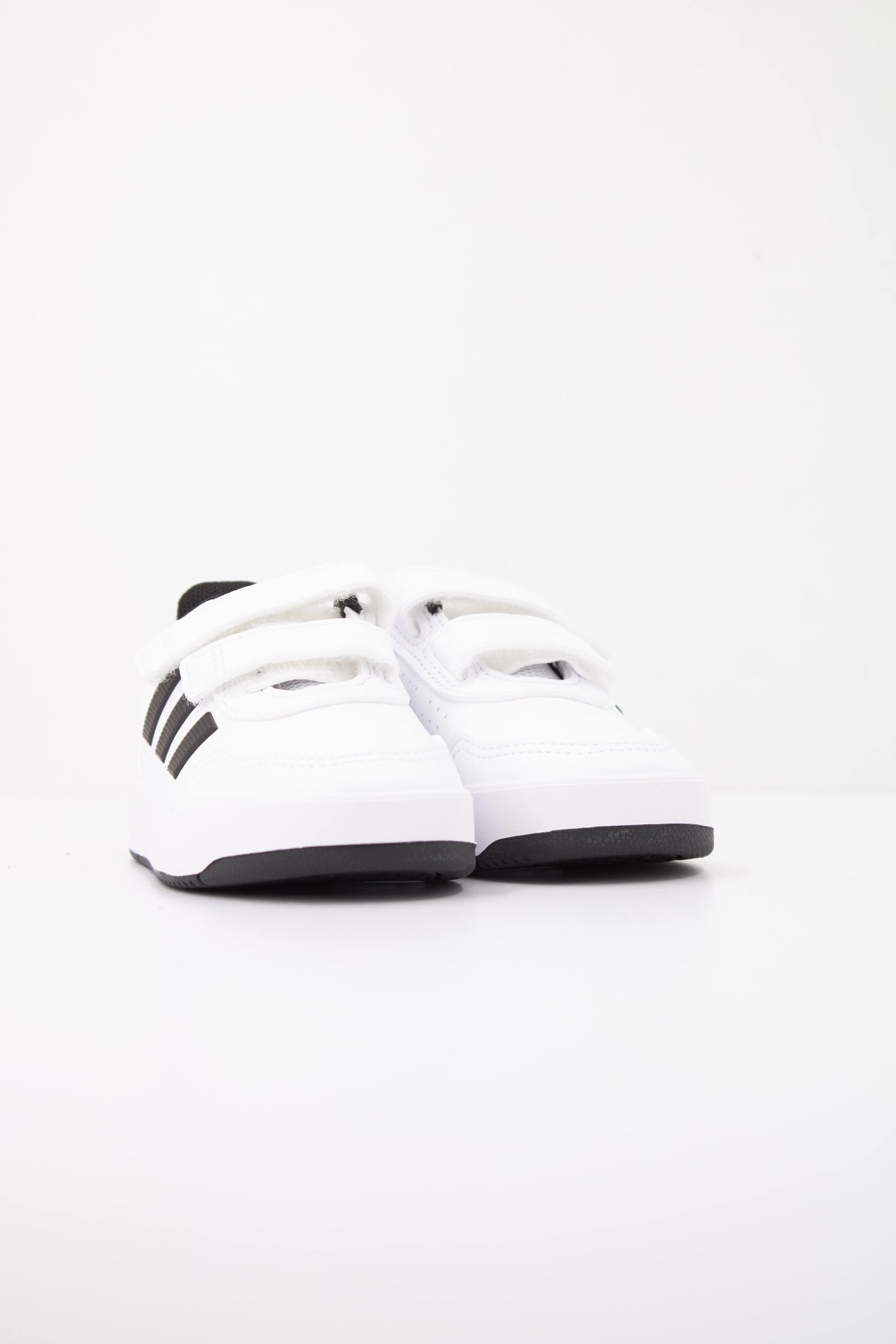 ADIDAS TENSAUR SPORT . C en color BLANCO (2)