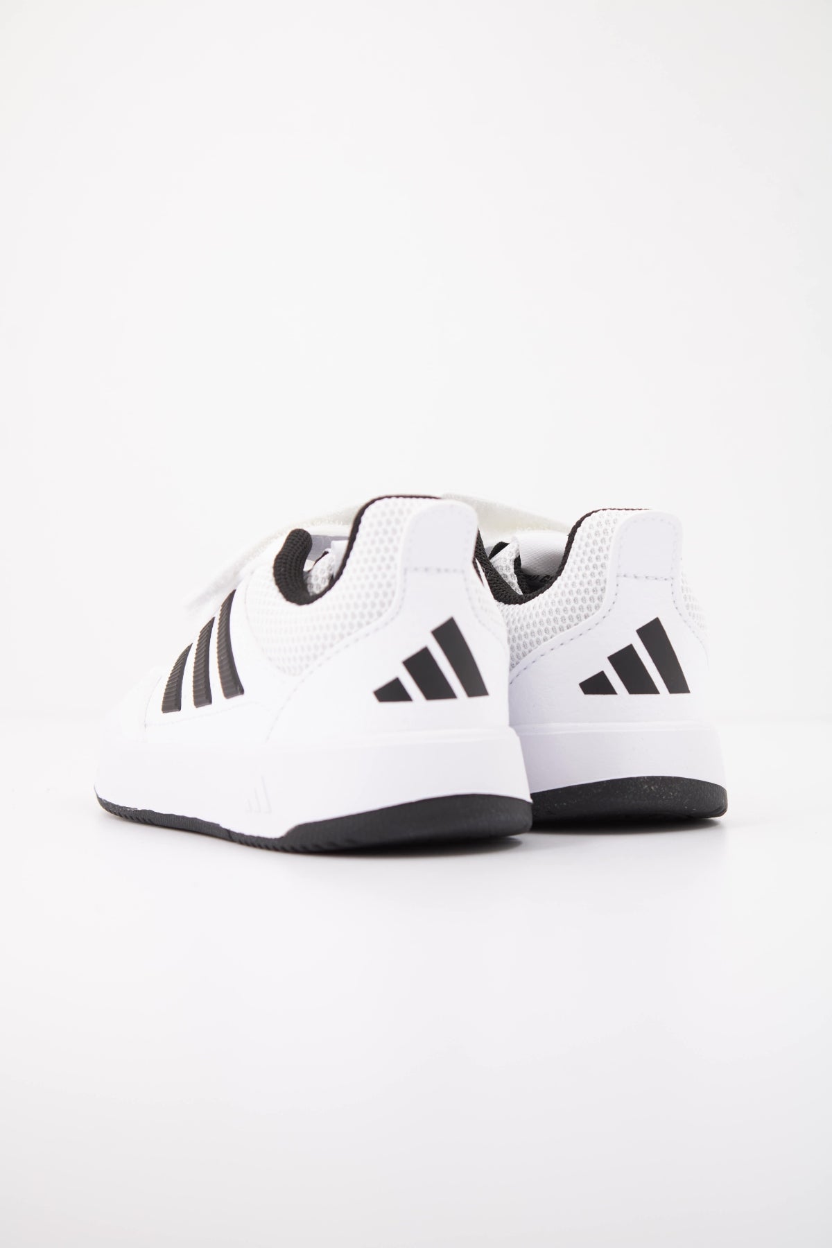 ADIDAS TENSAUR SPORT . C en color BLANCO (5)