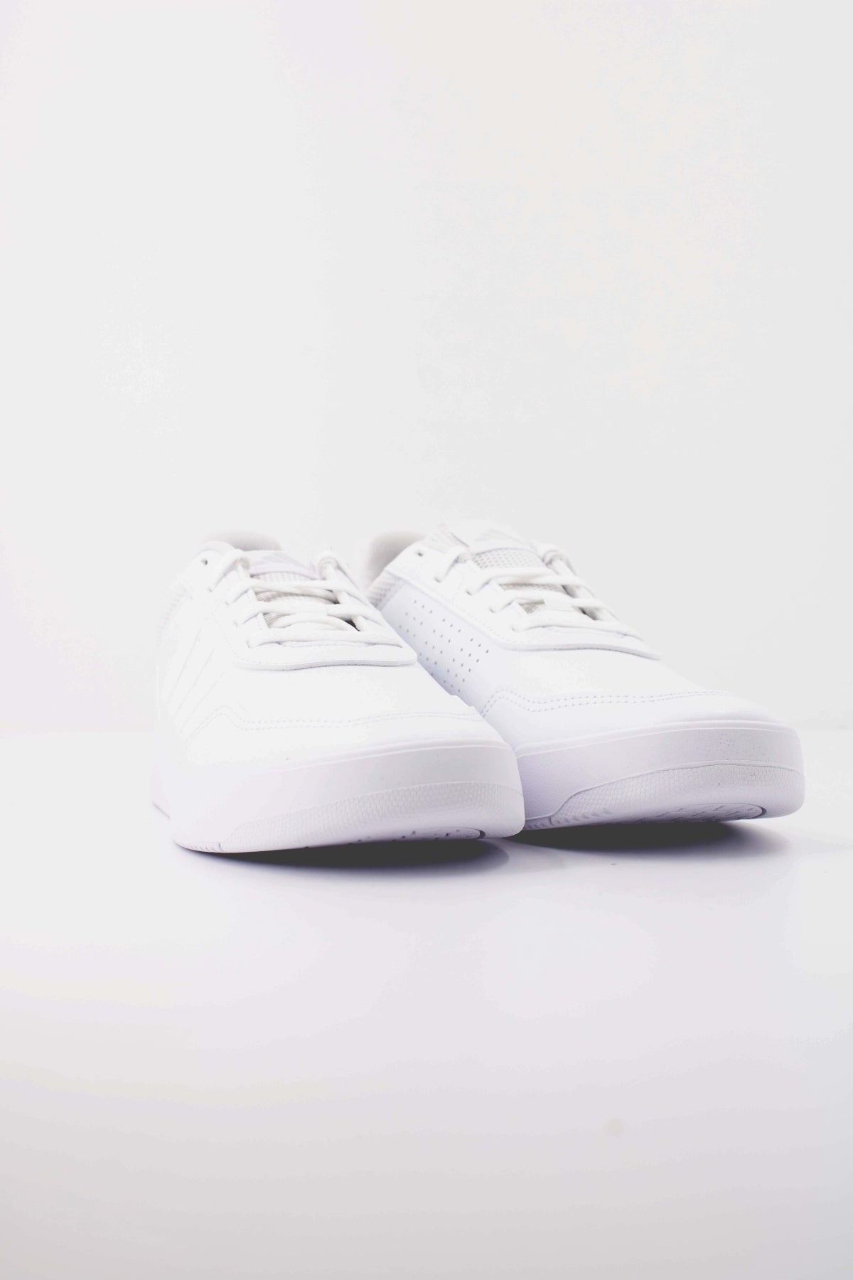 ADIDAS TENSAUR SPORT . K en color BLANCO (2)