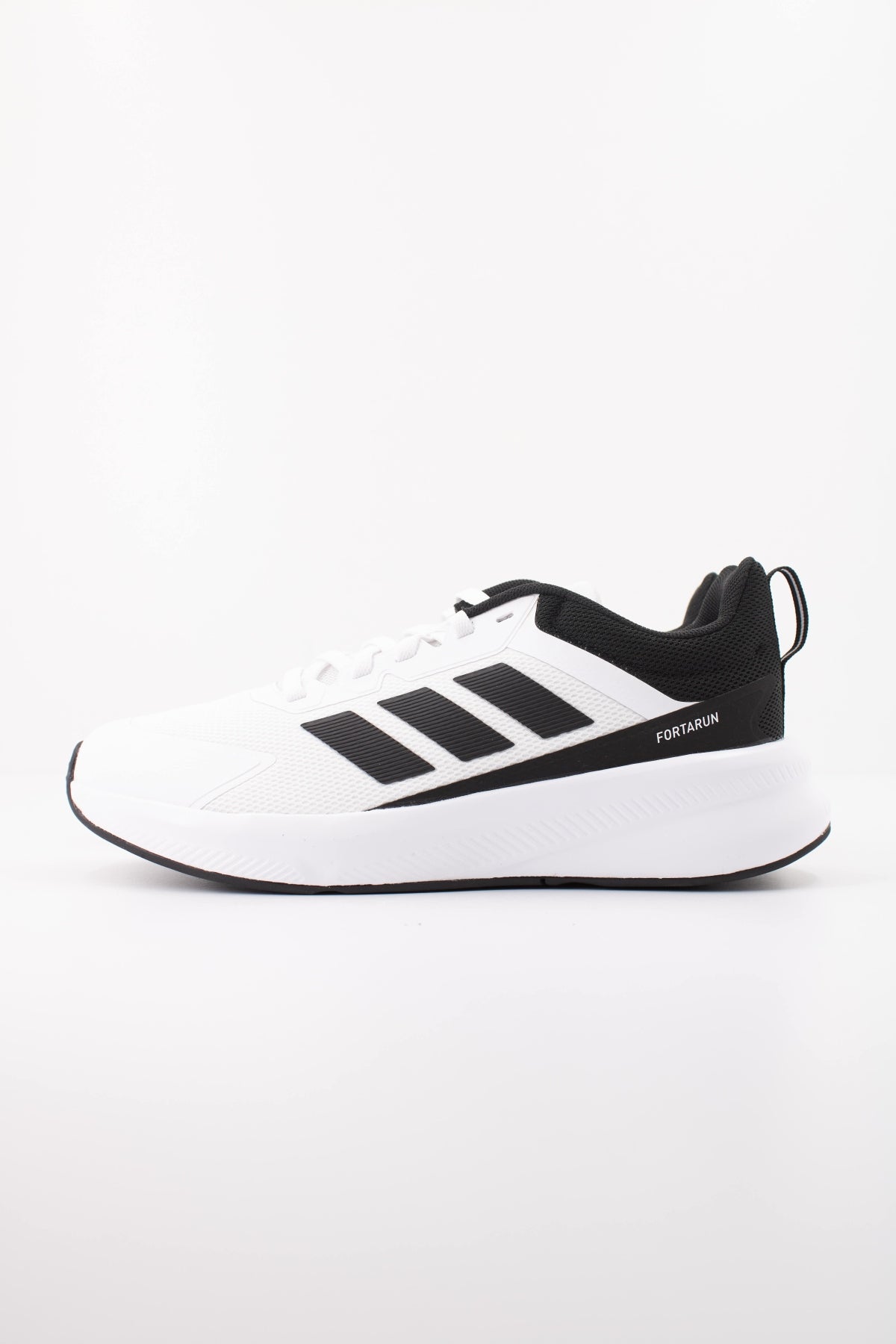 ADIDAS FortaRun . J en color BLANCO (1)