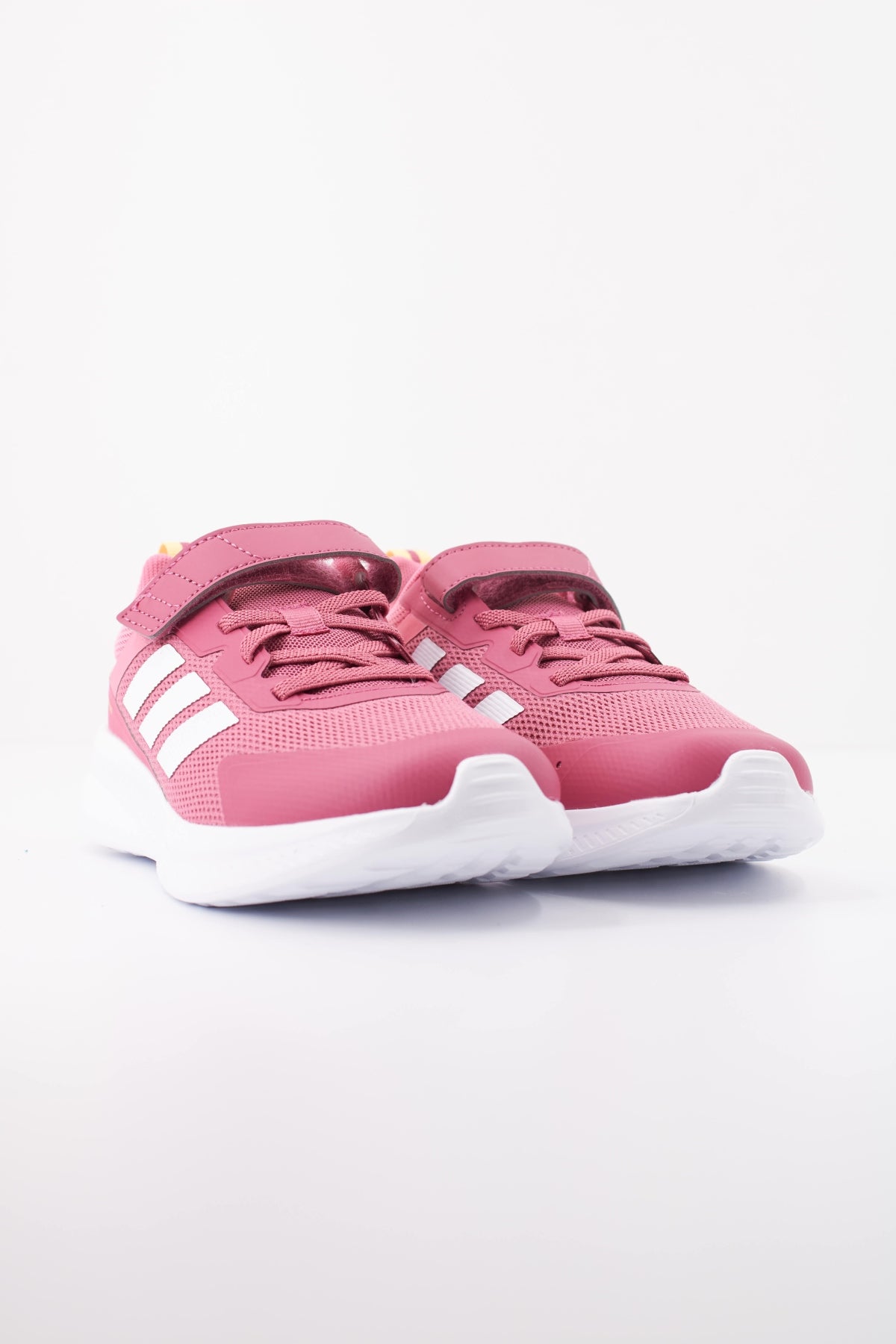ADIDAS FortaRun . EL C en color ROSA (2)