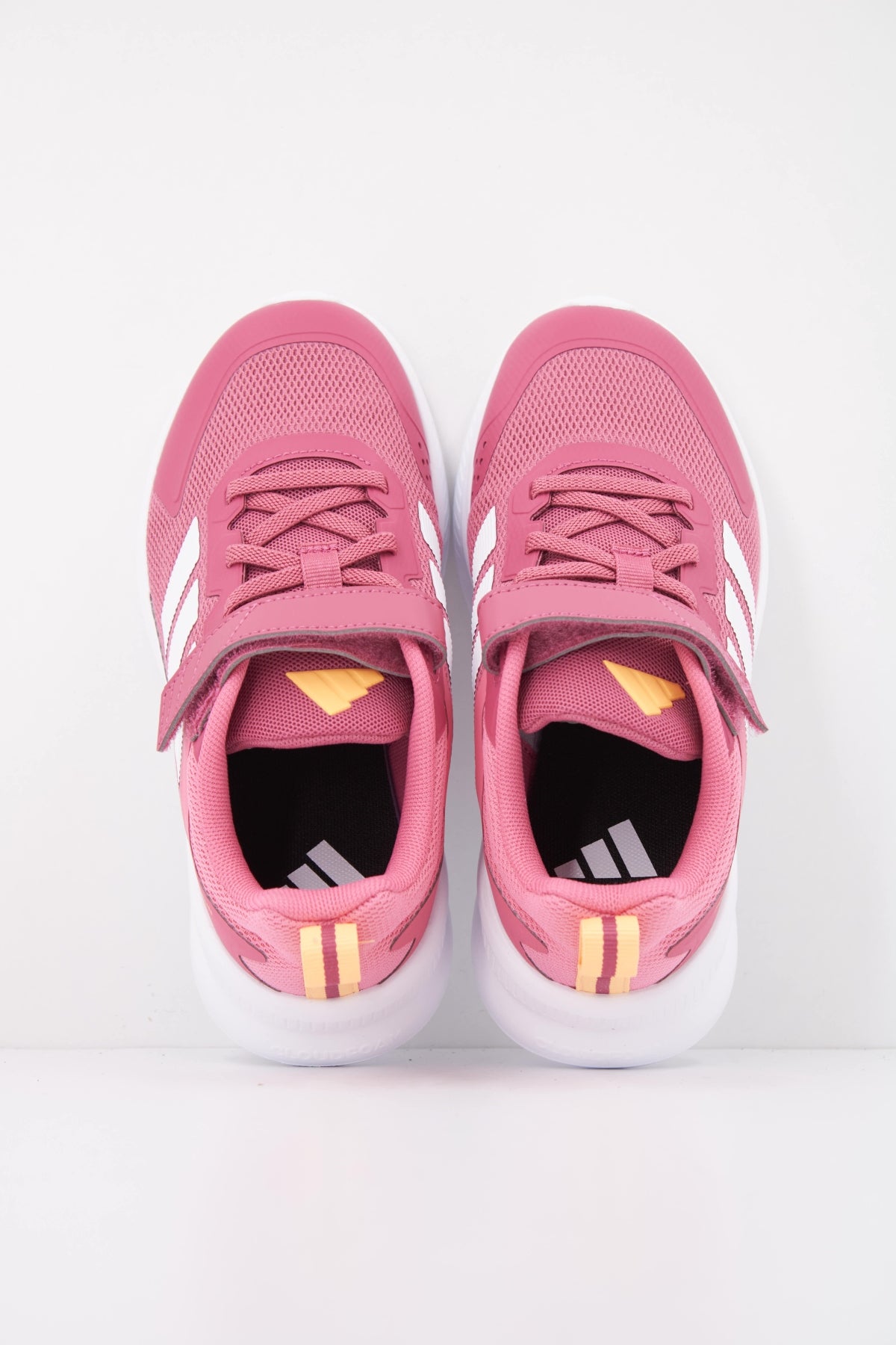 ADIDAS FortaRun . EL C en color ROSA (3)
