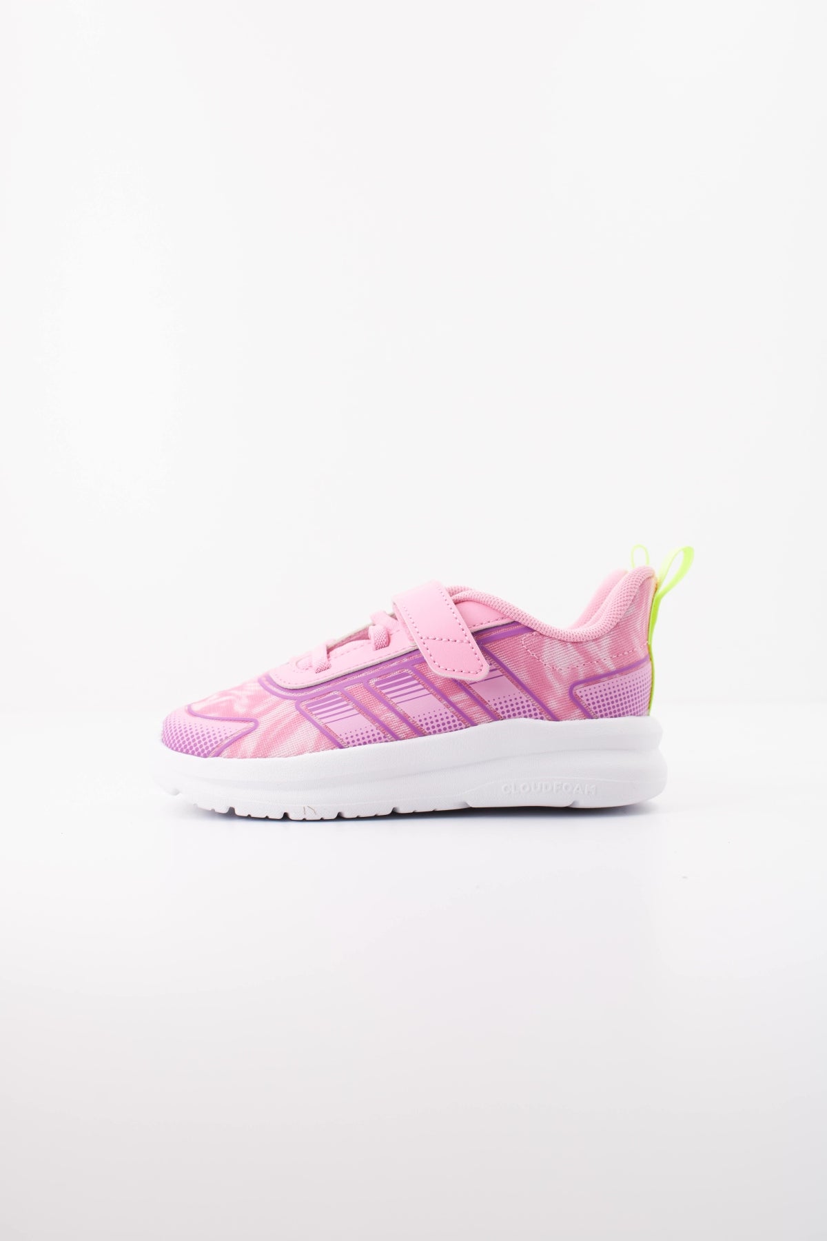 ADIDAS TENSAUR RUN . EL en color ROSA (1)