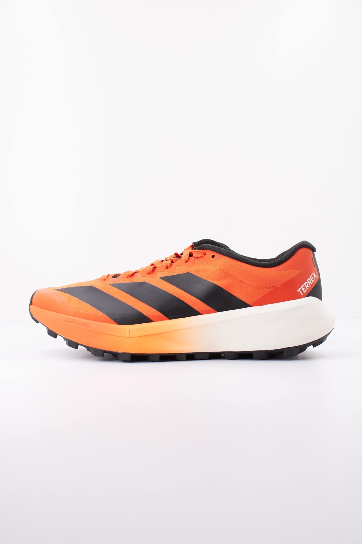 ADIDAS en color NARANJA (1)