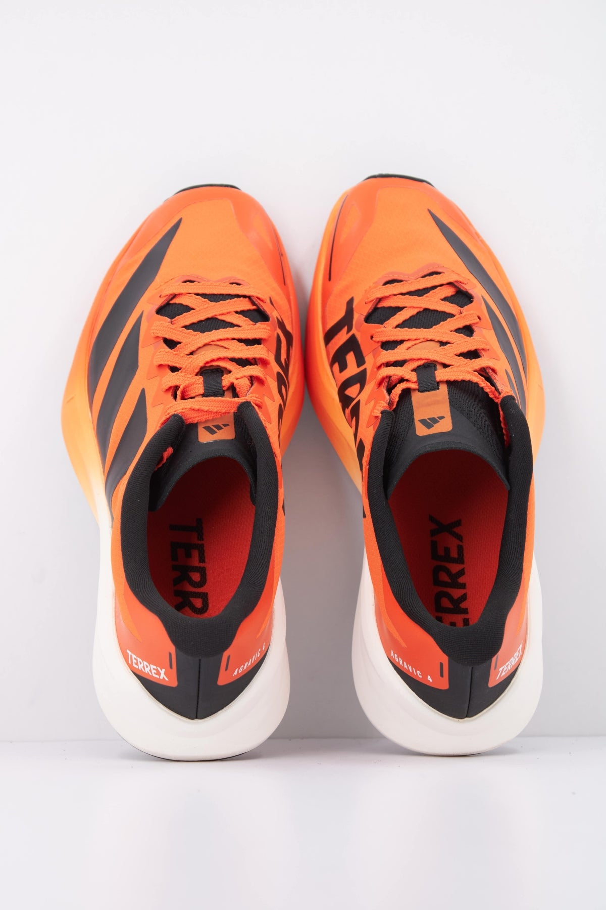 ADIDAS en color NARANJA (3)