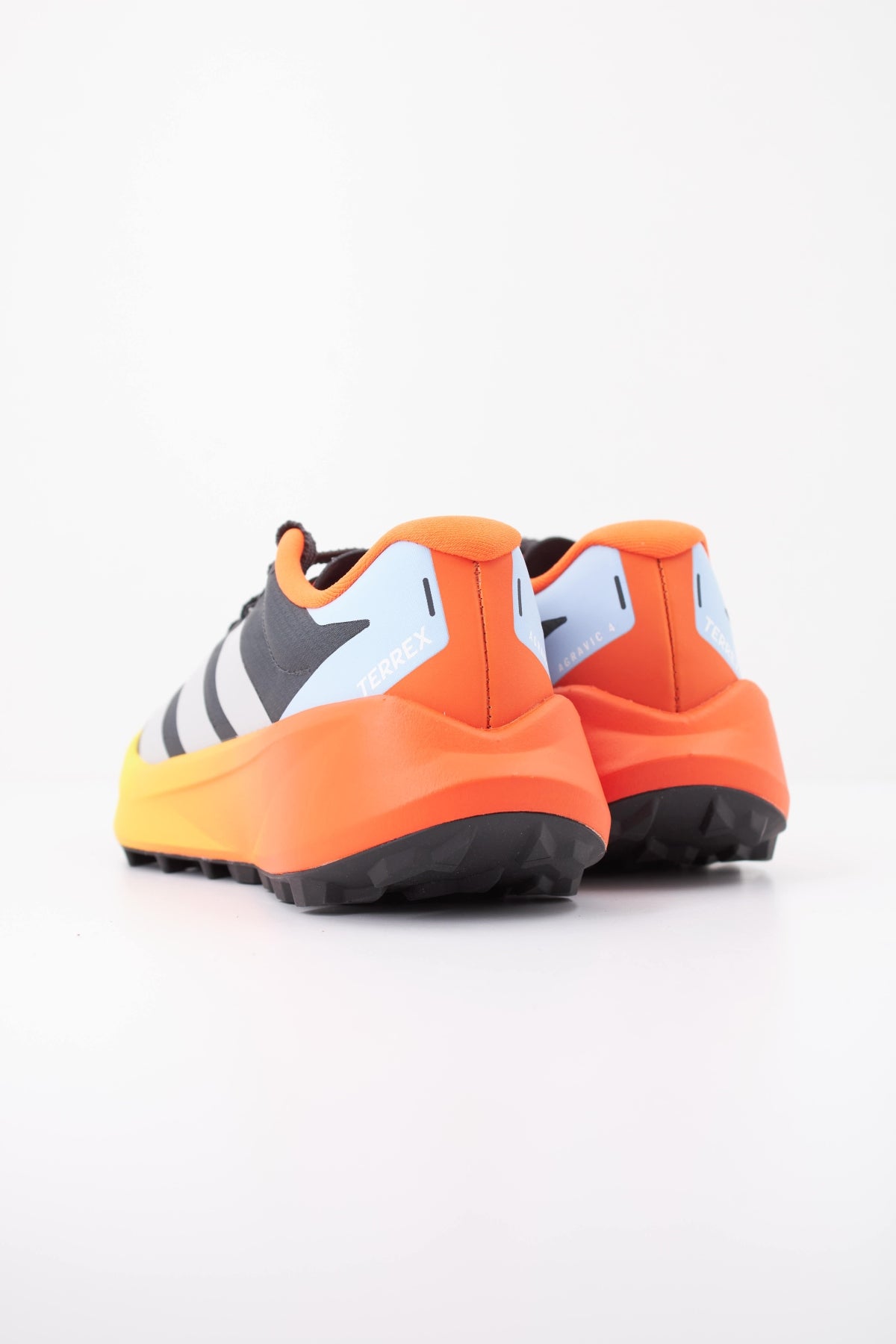 ADIDAS TERREX AGRAVIC W en color GRIS (4)