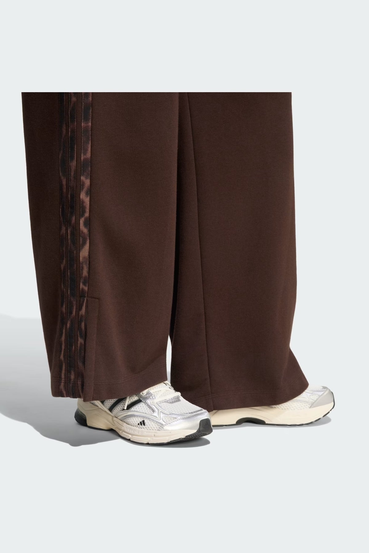 ADIDAS KV W en color MARRON (4)
