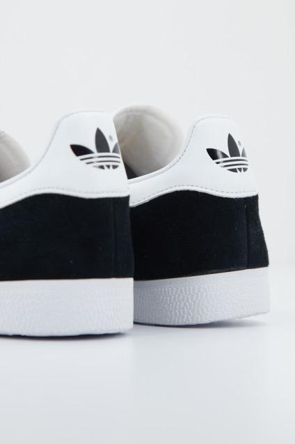 ADIDAS ORIGINALS GAZELLE en color NEGRO (3)
