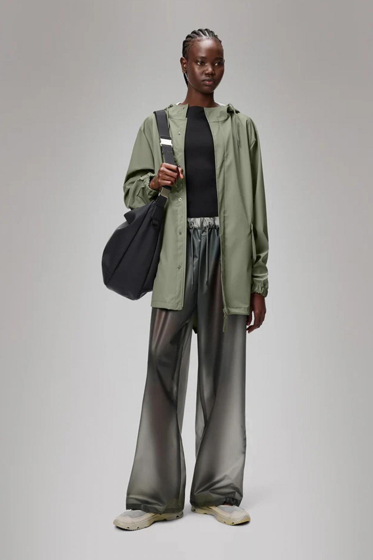 RAINS FISHTAIL JACKET W en color GRIS (4)