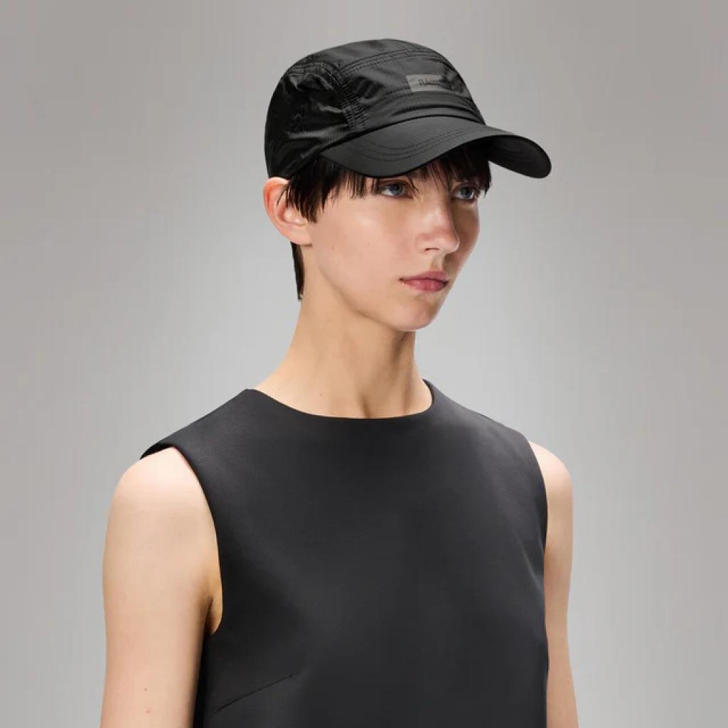 RAINS PANEL RIPSTOP CAP en color NEGRO (6)