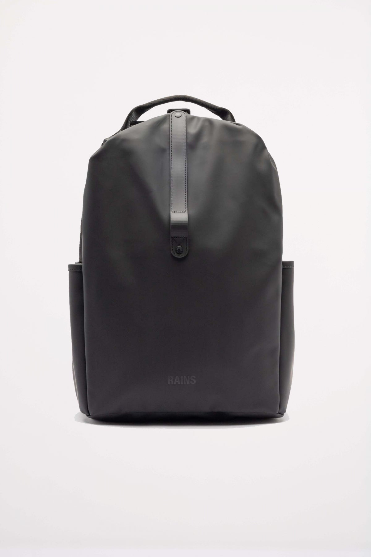 RAINS CLIP FRONT BACKPACK W en color NEGRO (1)