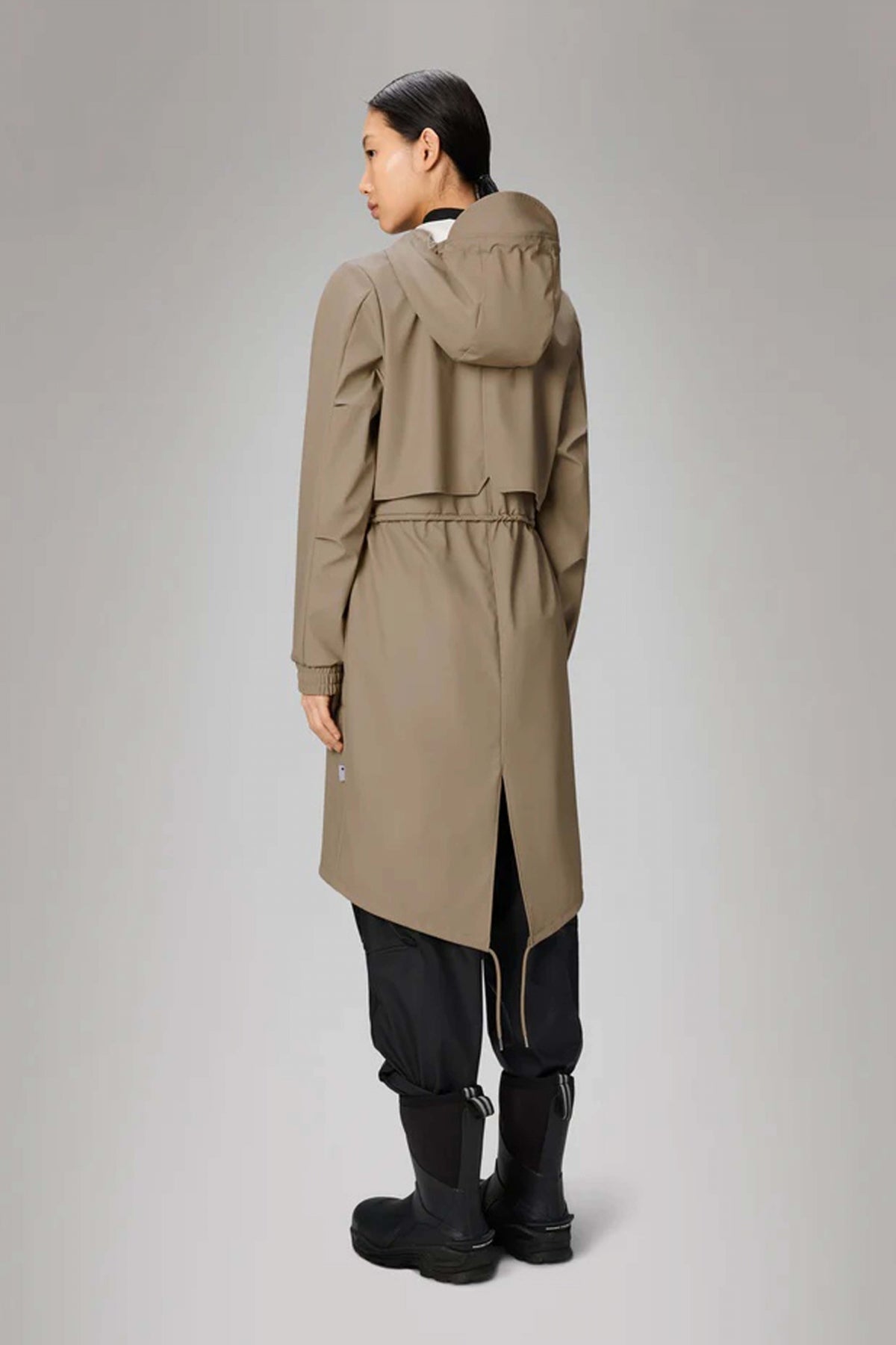RAINS STRING W PARKA W en color BEIS (3)