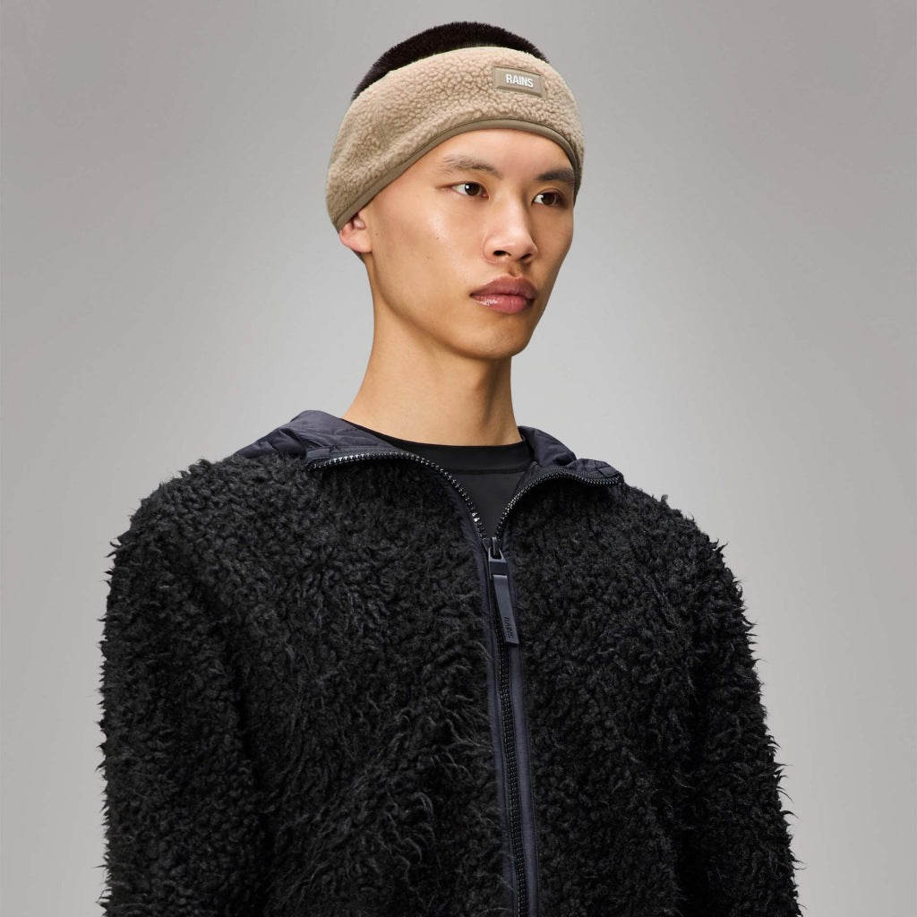 RAINS FLEECE TRAPPER HAT WT en color BEIS (6)
