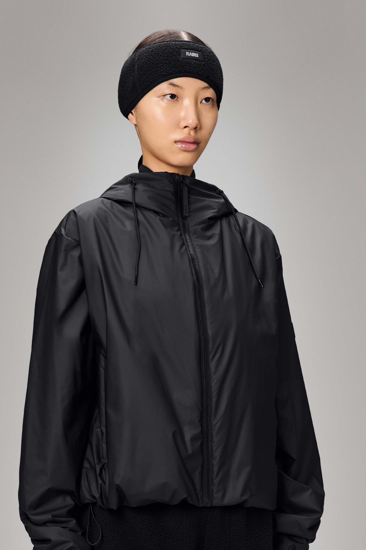 RAINS FLEECE TRAPPER HAT WT en color NEGRO (2)