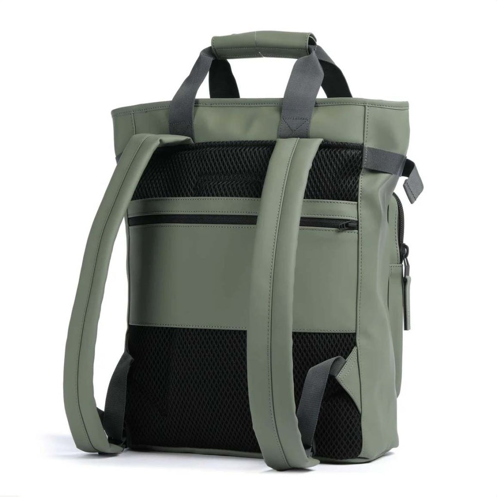 RAINS TOTE BACKPACK W en color VERDE (2)