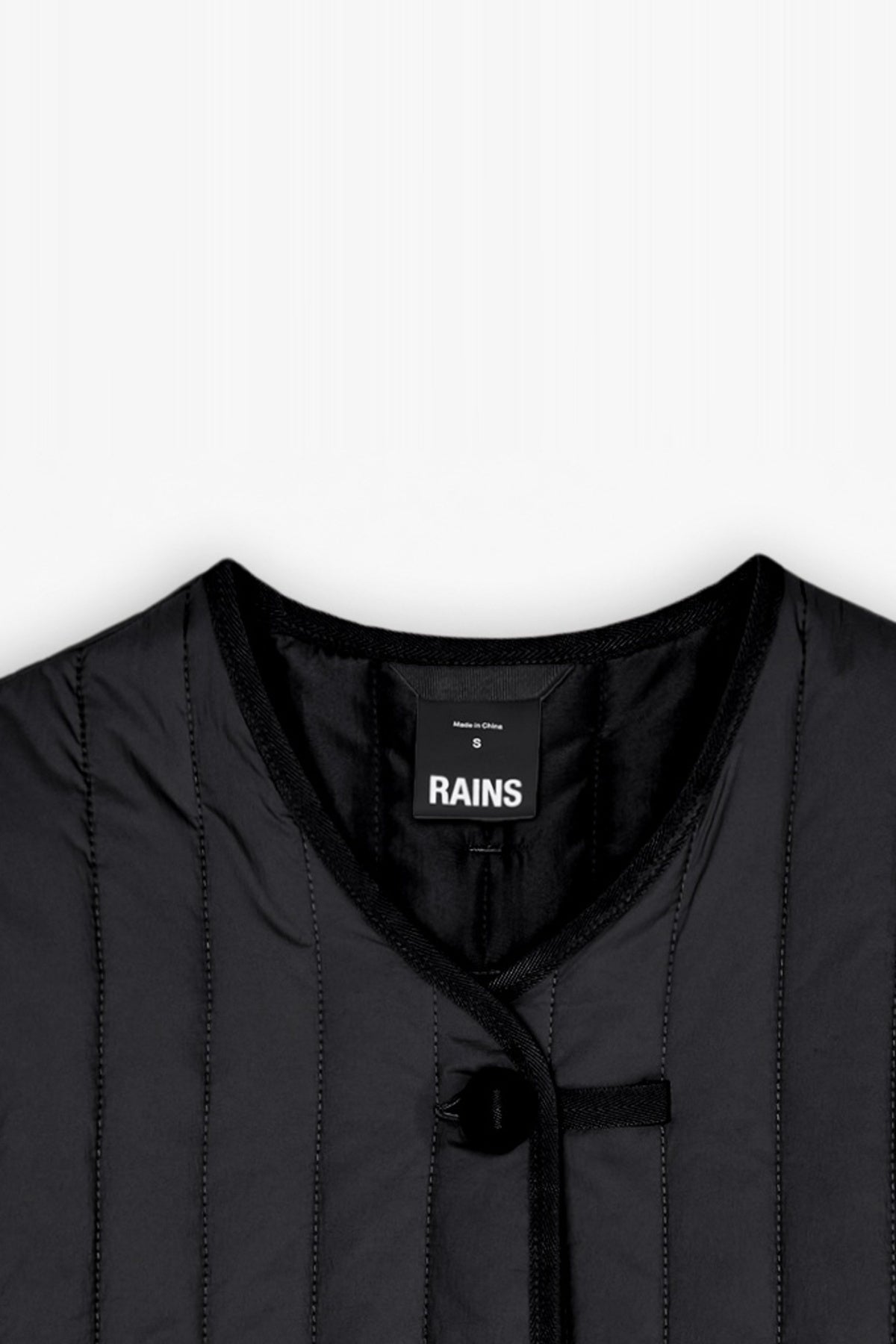 RAINS R BANJA SHORT LINER VEST T en color NEGRO (4)