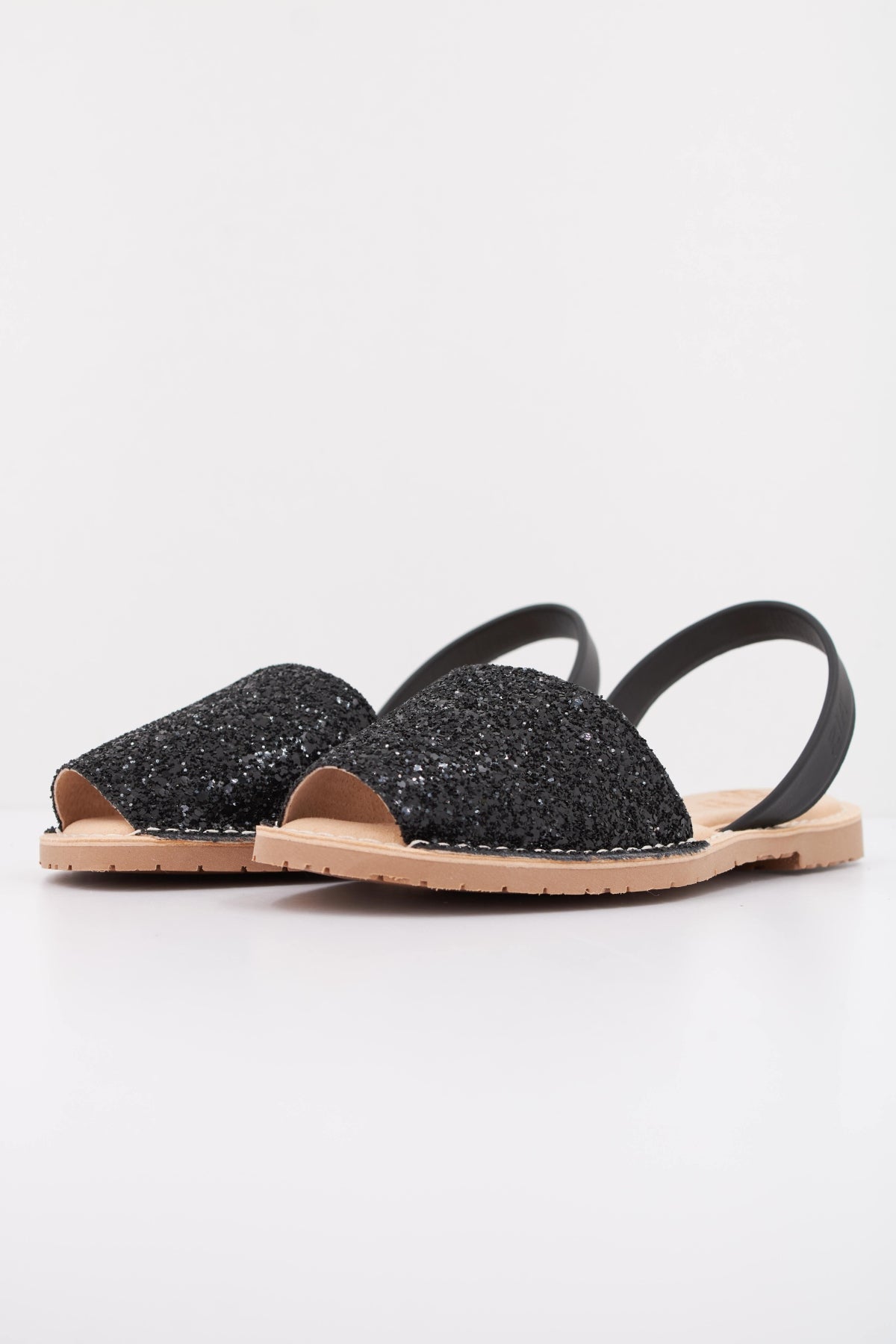 RIA MENORCA SANDALIA GLITTER en color NEGRO (2)