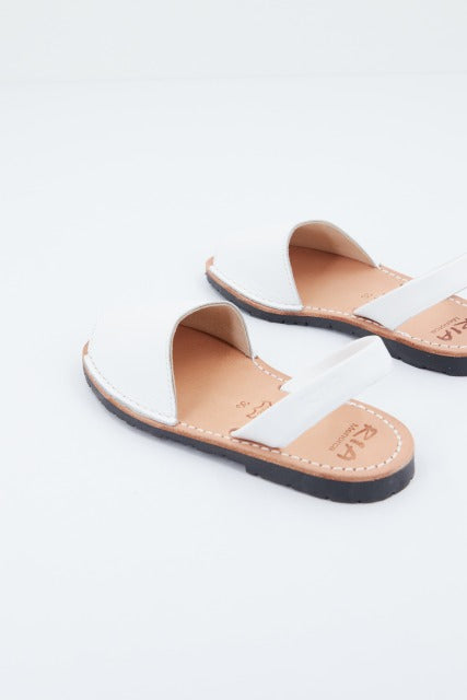 RIA MENORCA en color BLANCO (2)