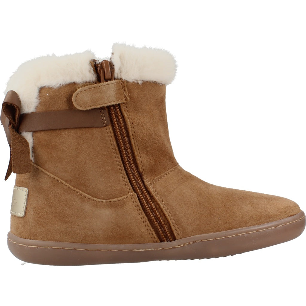CHETTO BOTIN BAREFOOT DE PIEL CON LAZO en color MARRON CLARO (4)