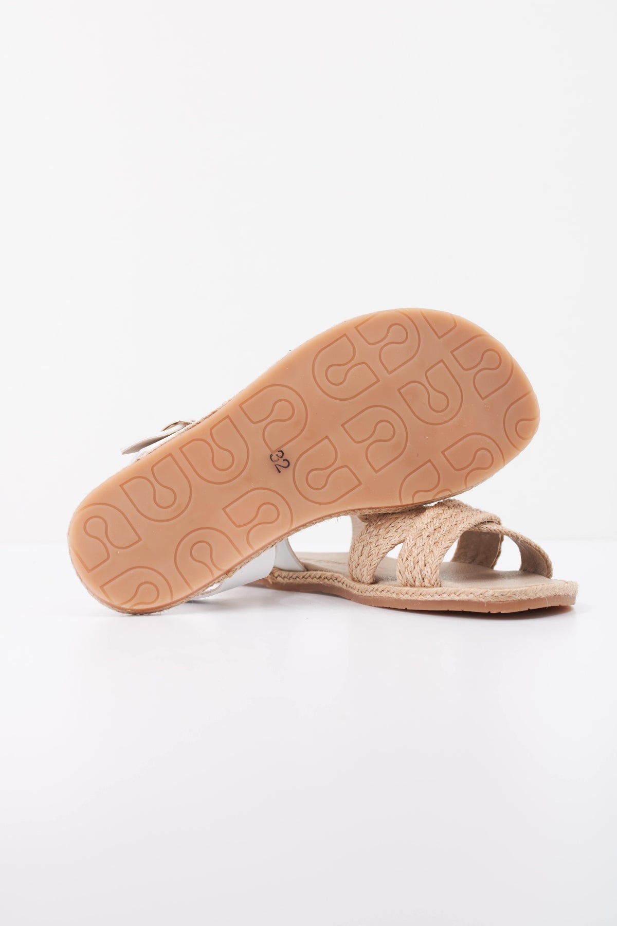 COQUEFLEX SANDALIA TRENZA en color MARRON (5)