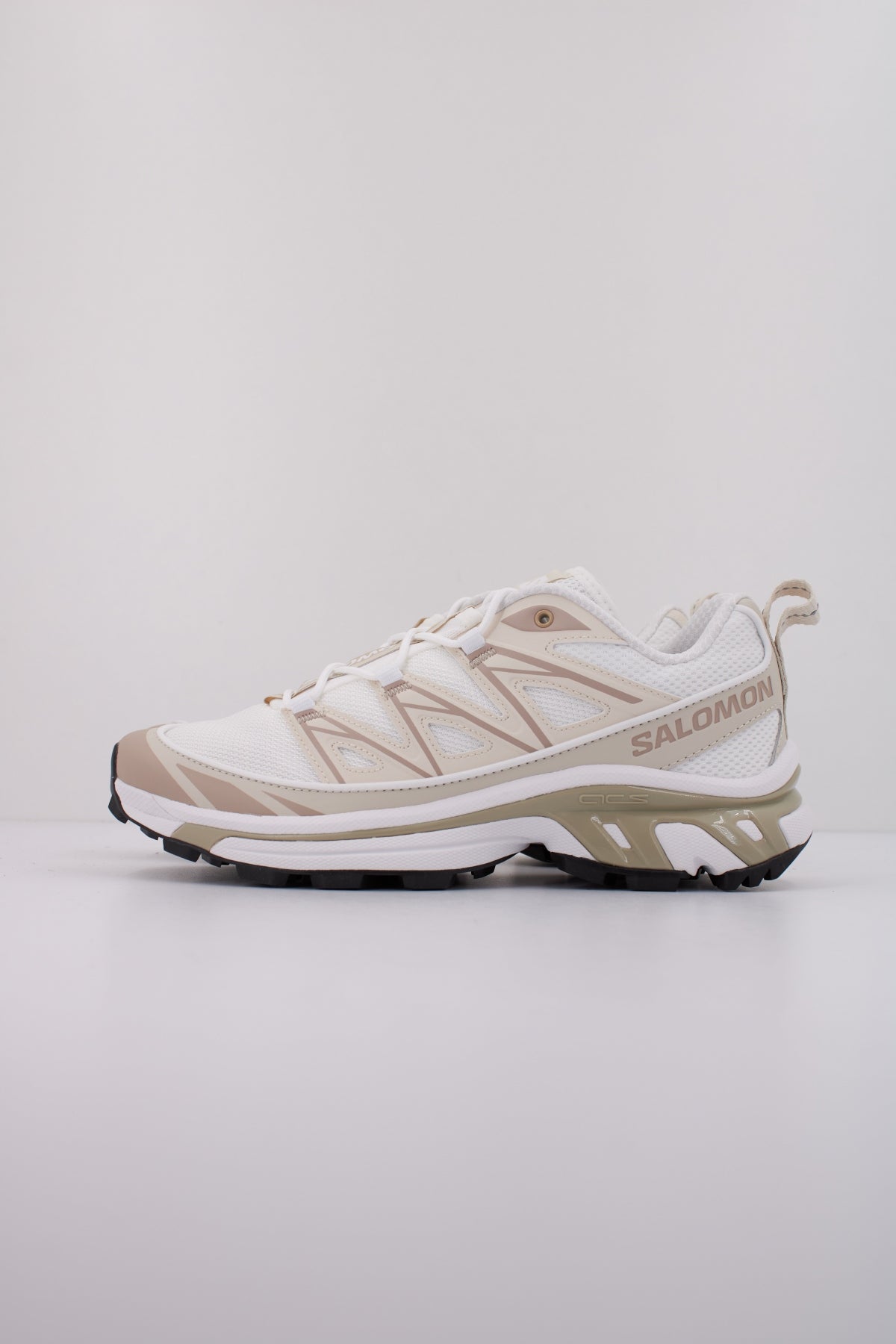 SALOMON BAJO XT EXPANSE en color BLANCO (1)