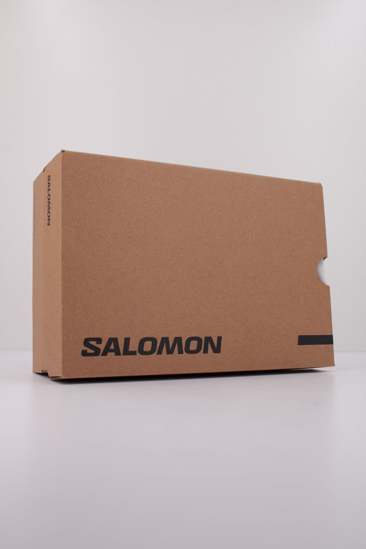 SALOMON BAJO XT EXPANSE en color BLANCO (6)