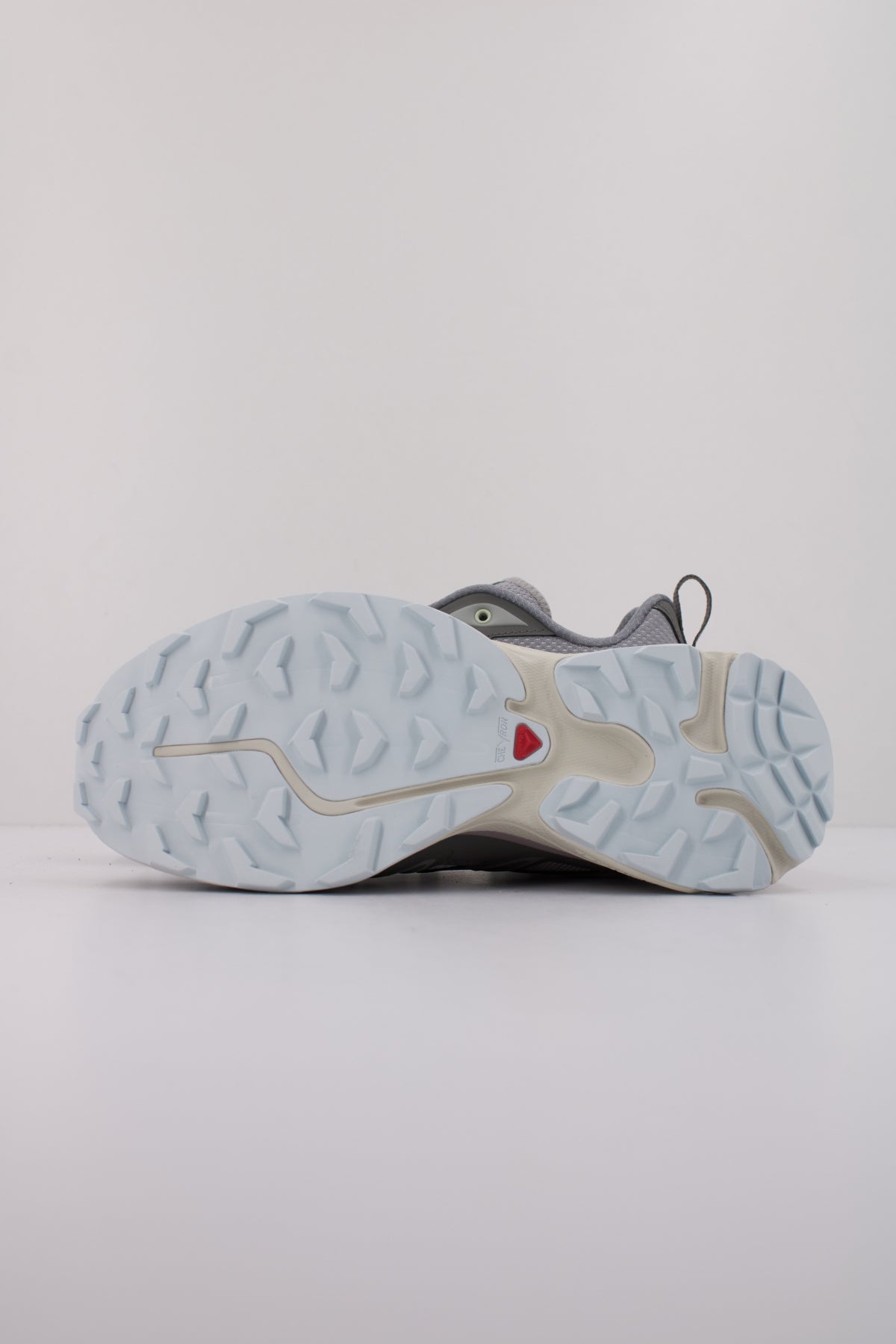 SALOMON XT EXPANSE en color GRIS (5)