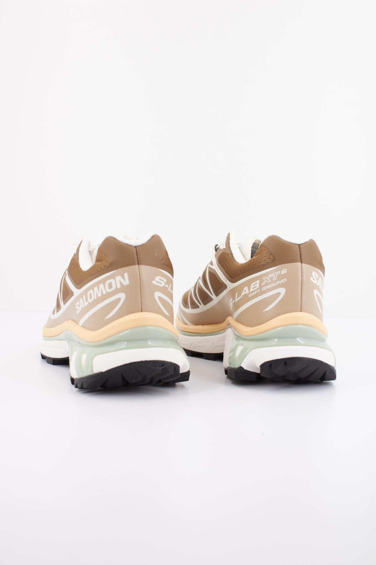 SALOMON XT en color MARRON (4)