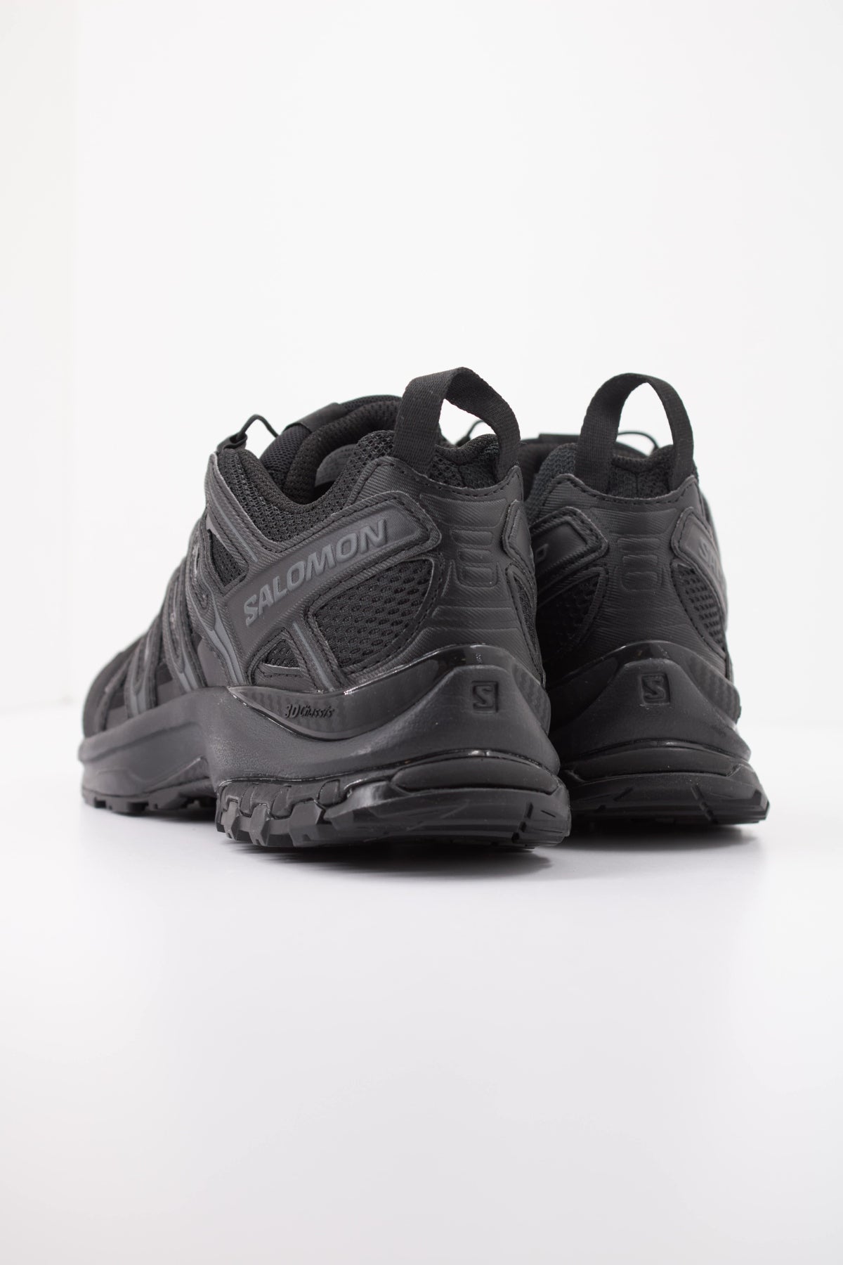 SALOMON XA PRO D en color NEGRO (4)