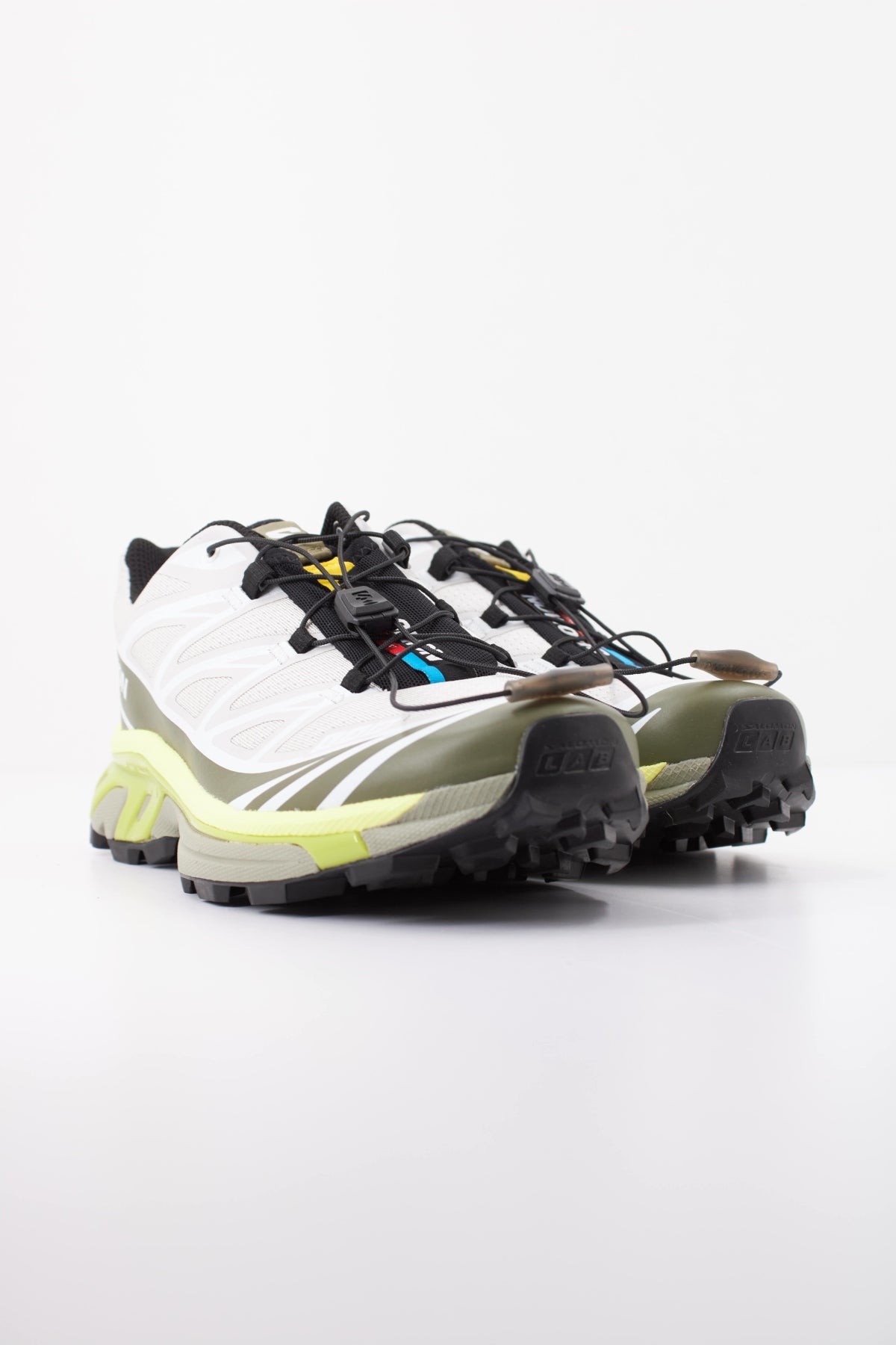 SALOMON XT en color BLANCO (2)