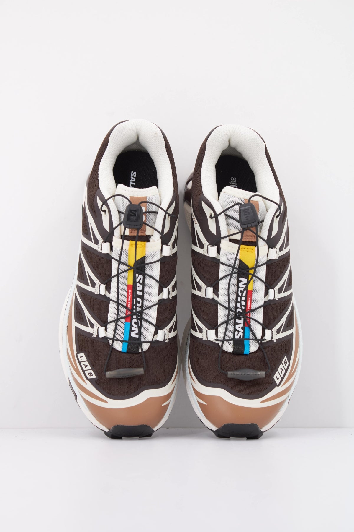 SALOMON XT en color MARRON (3)