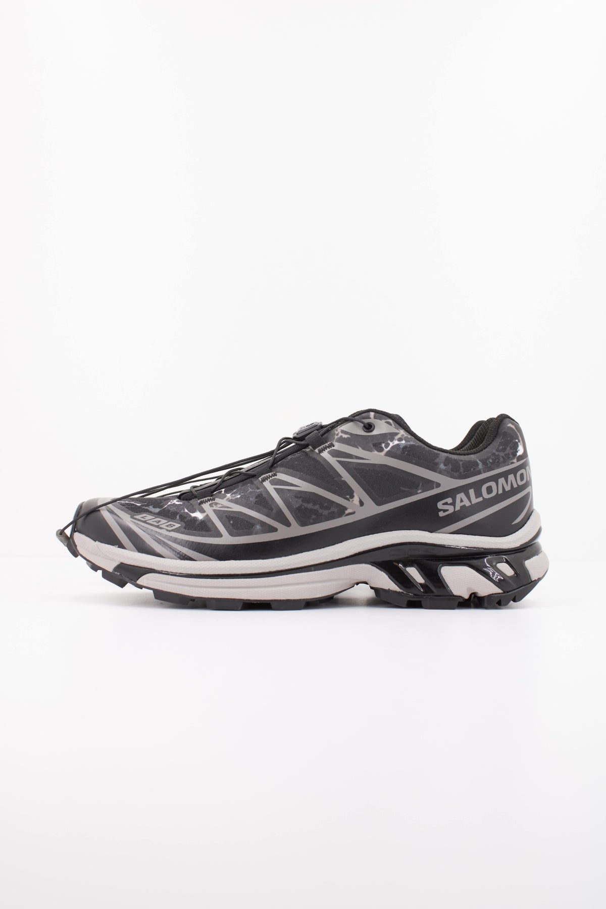 SALOMON XT- STORMSHADE en color NEGRO (1)