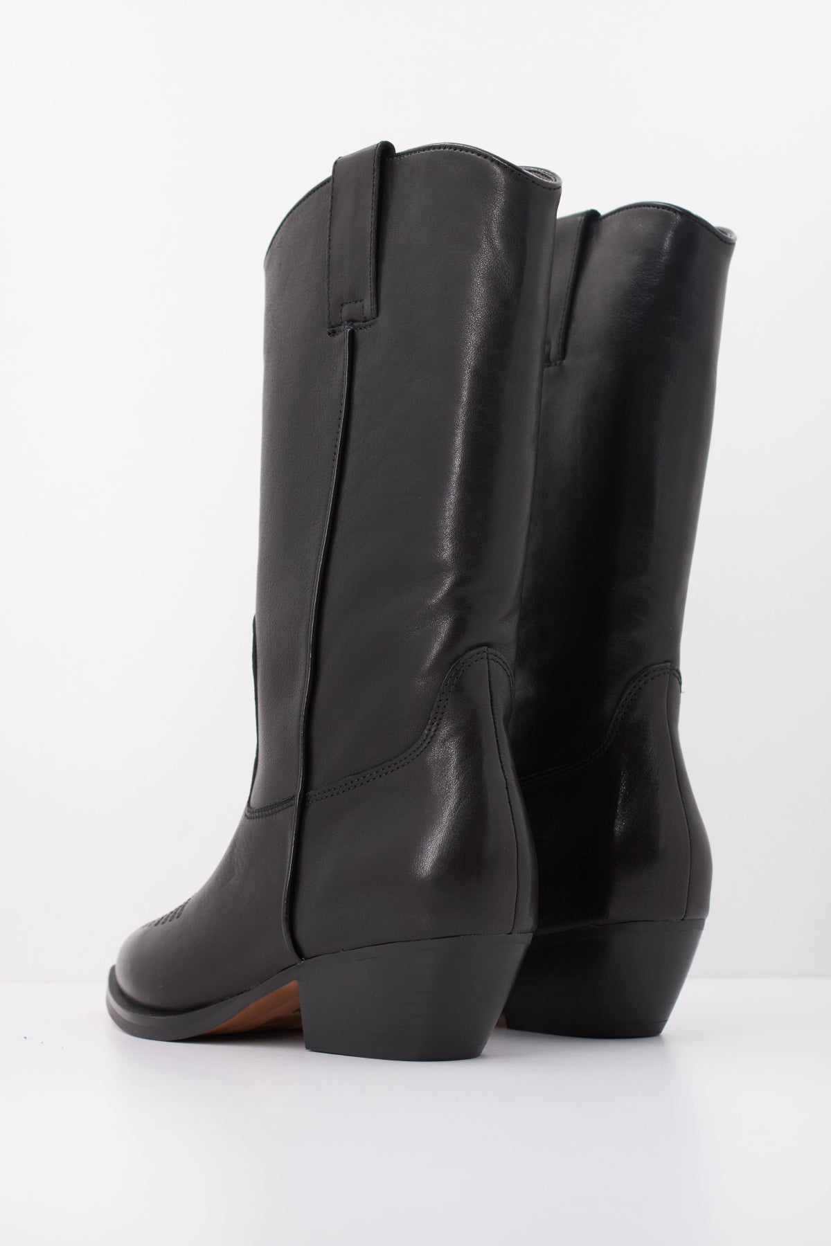 ANOTHER TREND BOTA CORVARA en color NEGRO (4)