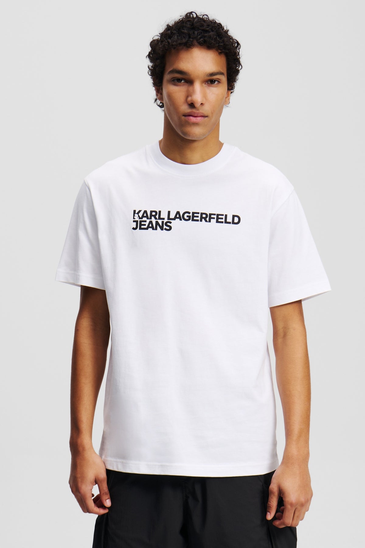 KARL LAGERFELD JEANS KLJ REG SS ESSENTIAL TEE en color BLANCO (1)