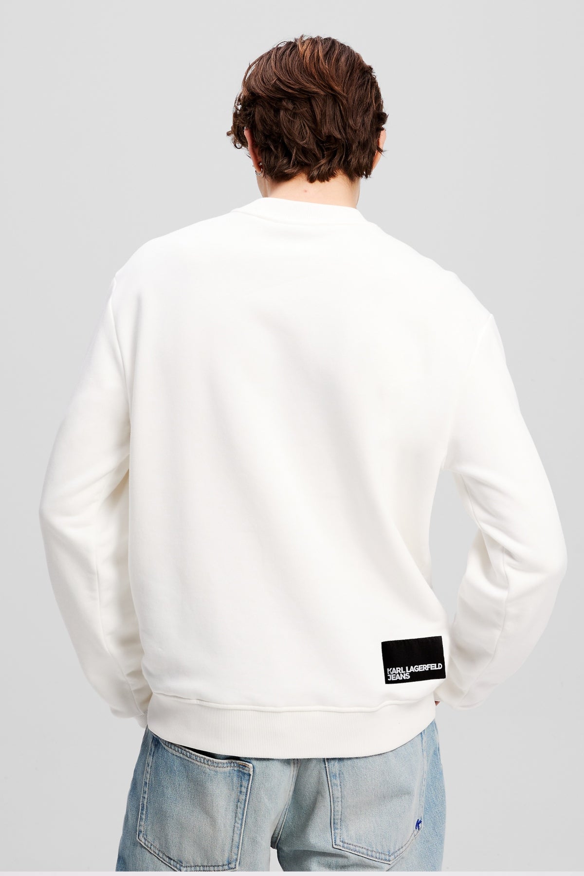 KARL LAGERFELD JEANS KLJ REG ESSENTIAL LOGO SWE en color BLANCO (3)