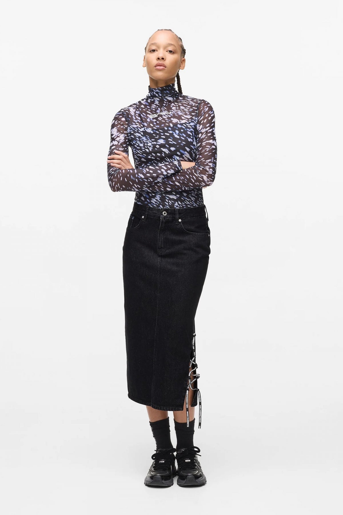 KARL LAGERFELD JEANS KLJ TIED DENIM MIDI SKIRT en color NEGRO (1)