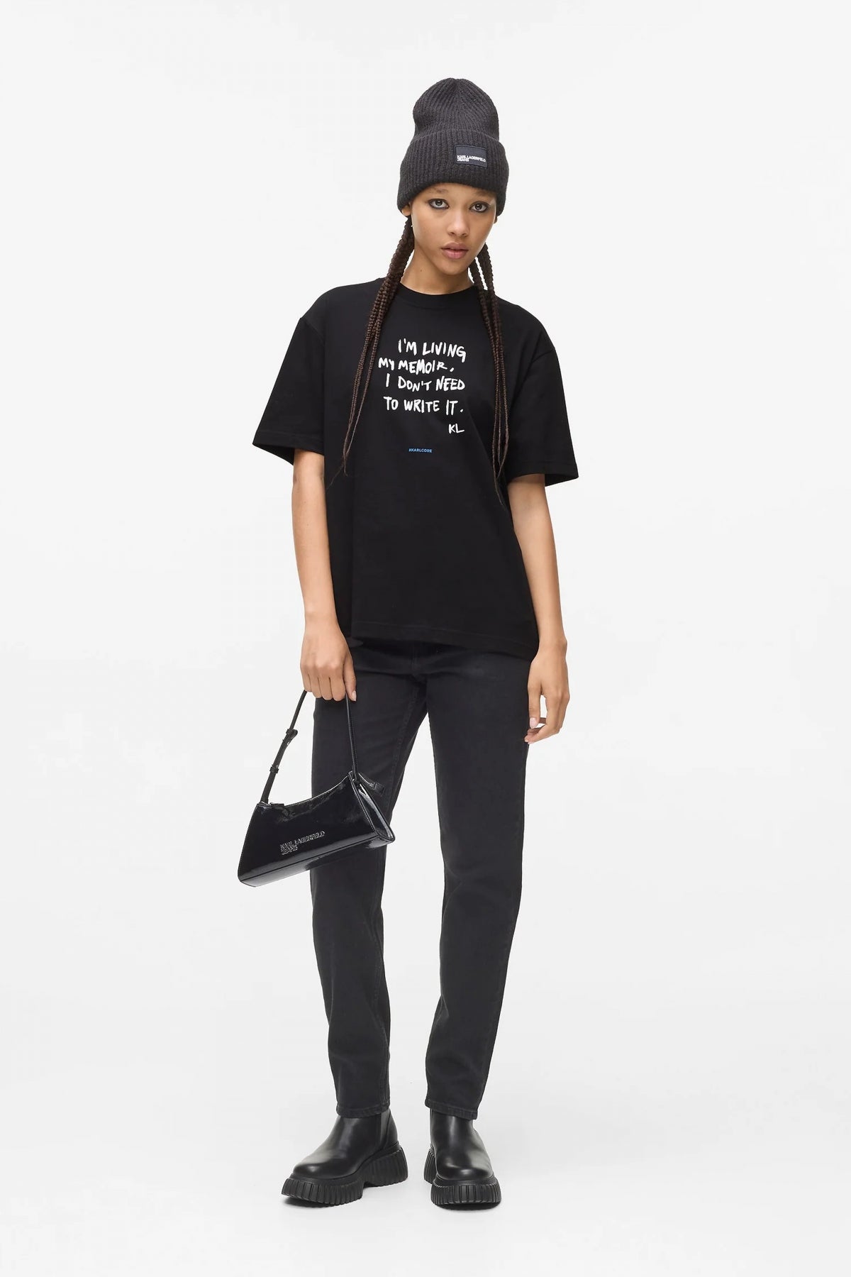 KARL LAGERFELD JEANS KLJ RELAXED KARLISM TEE en color NEGRO (4)