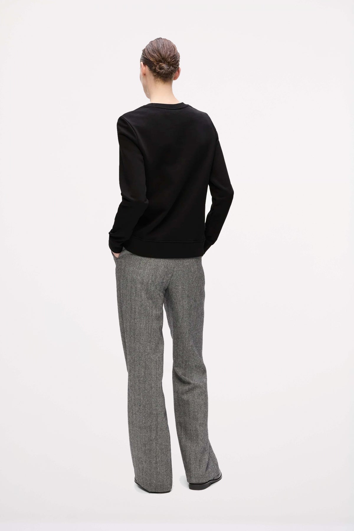 KARL LAGERFELD JEANS SIGNATURE SEQUINS SWEATSHI en color NEGRO (3)