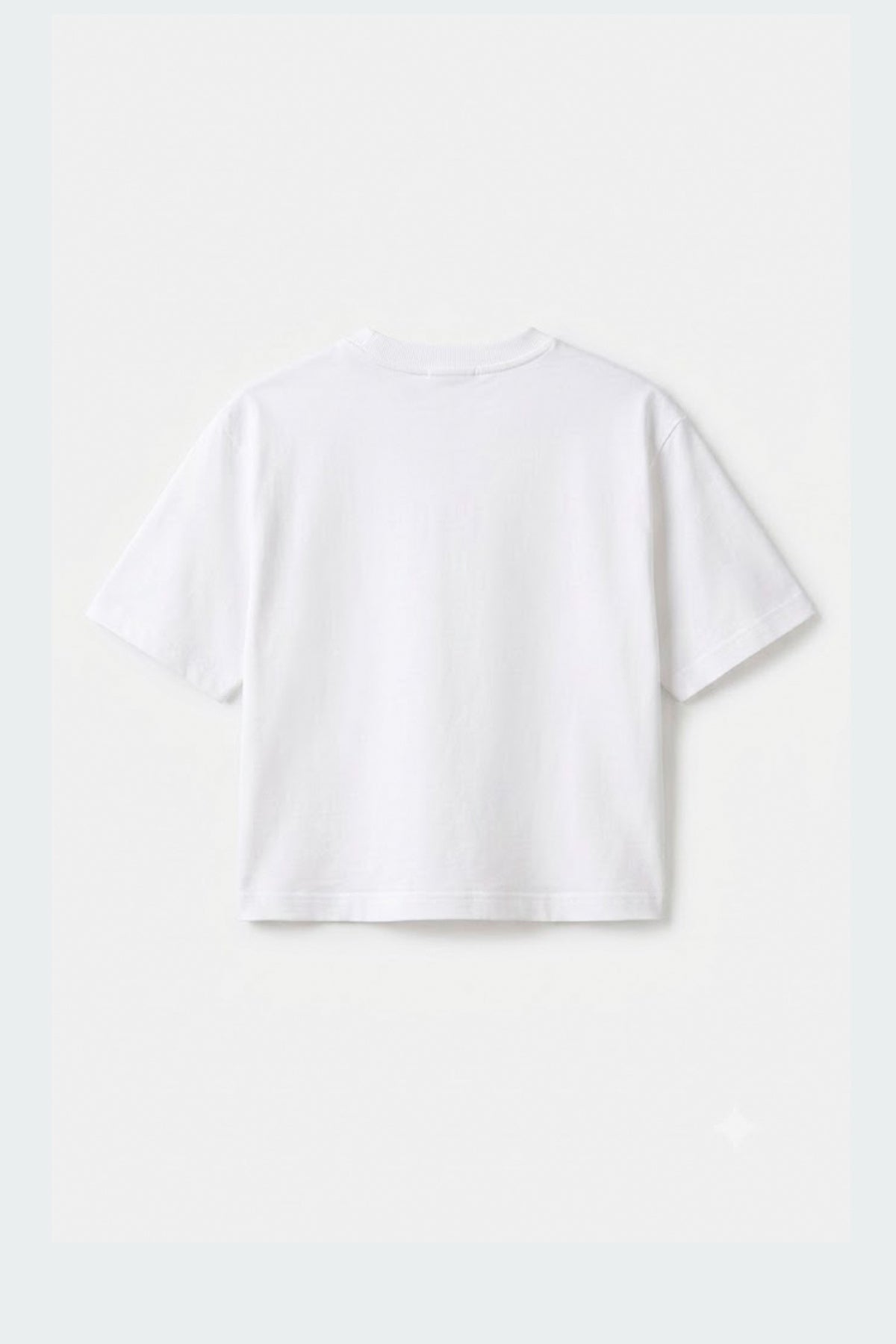 KARL LAGERFELD JEANS BW KLJ REG BOXY PATCH TEE en color NEGRO (2)
