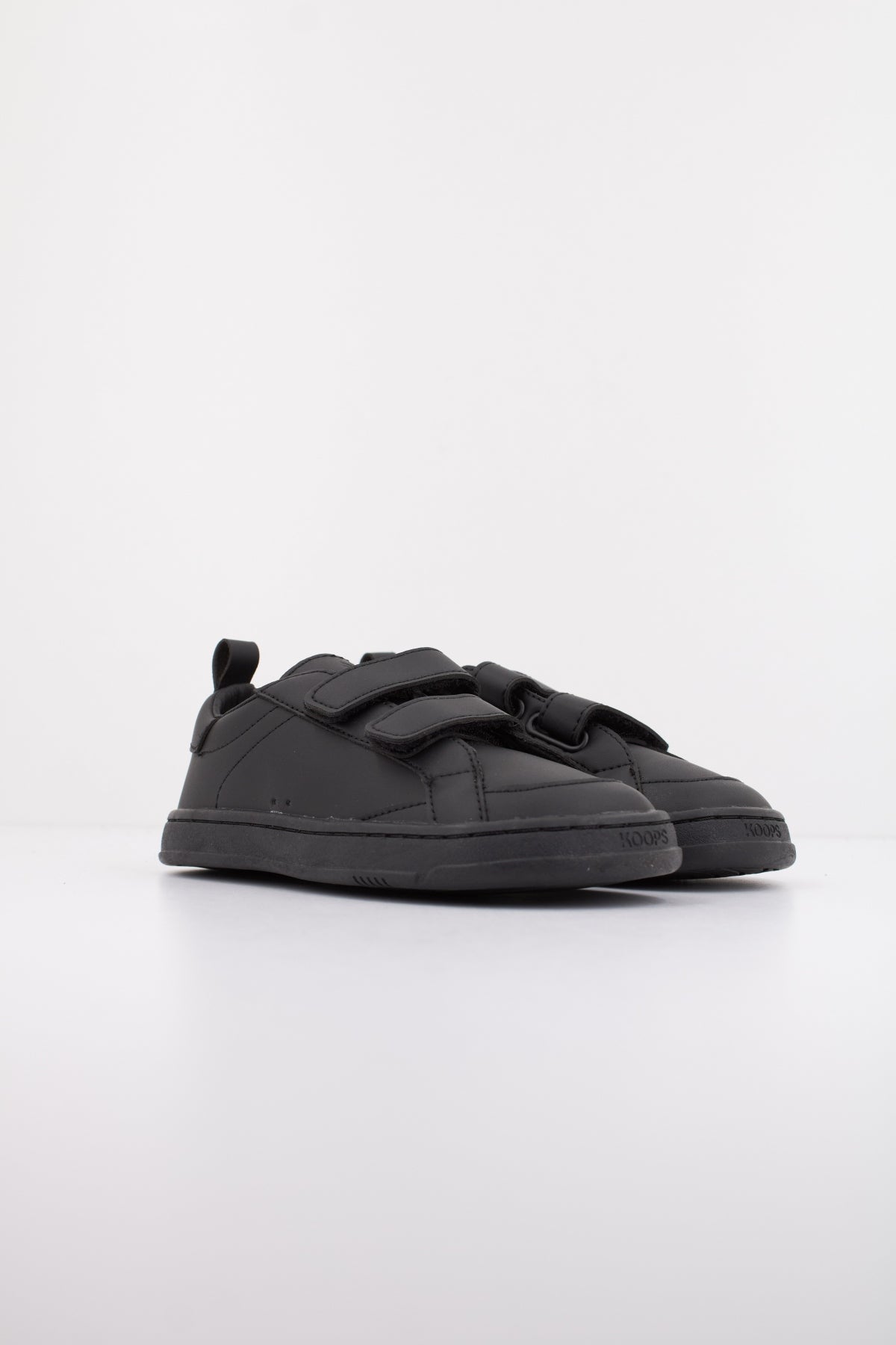 KOOPS AURO en color NEGRO (2)