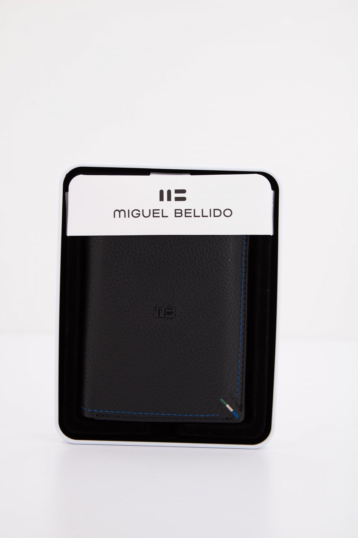 MIGUEL BELLIDO B en color NEGRO (4)