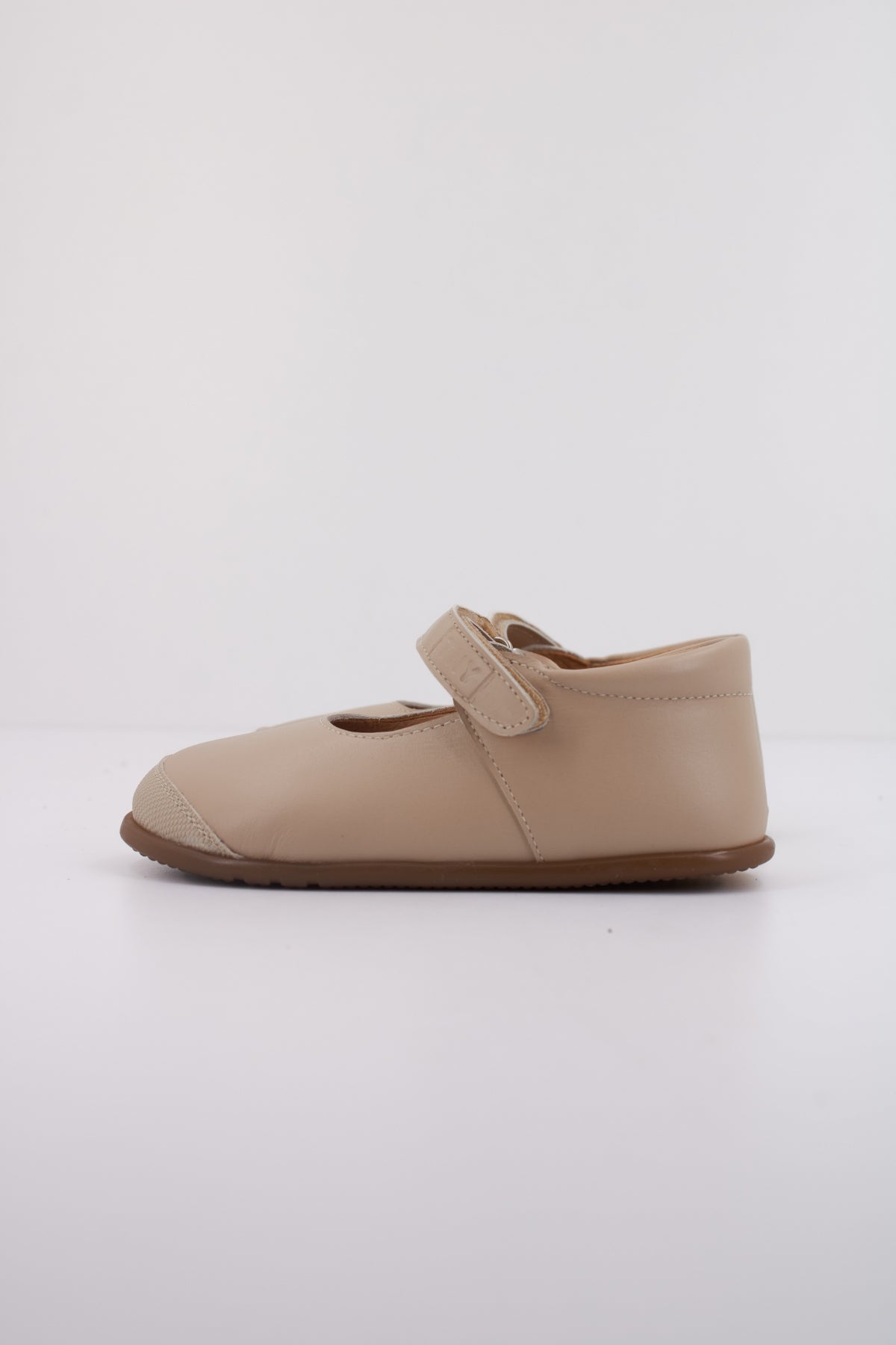TINNY SHOES ATENEA en color MARRON (1)