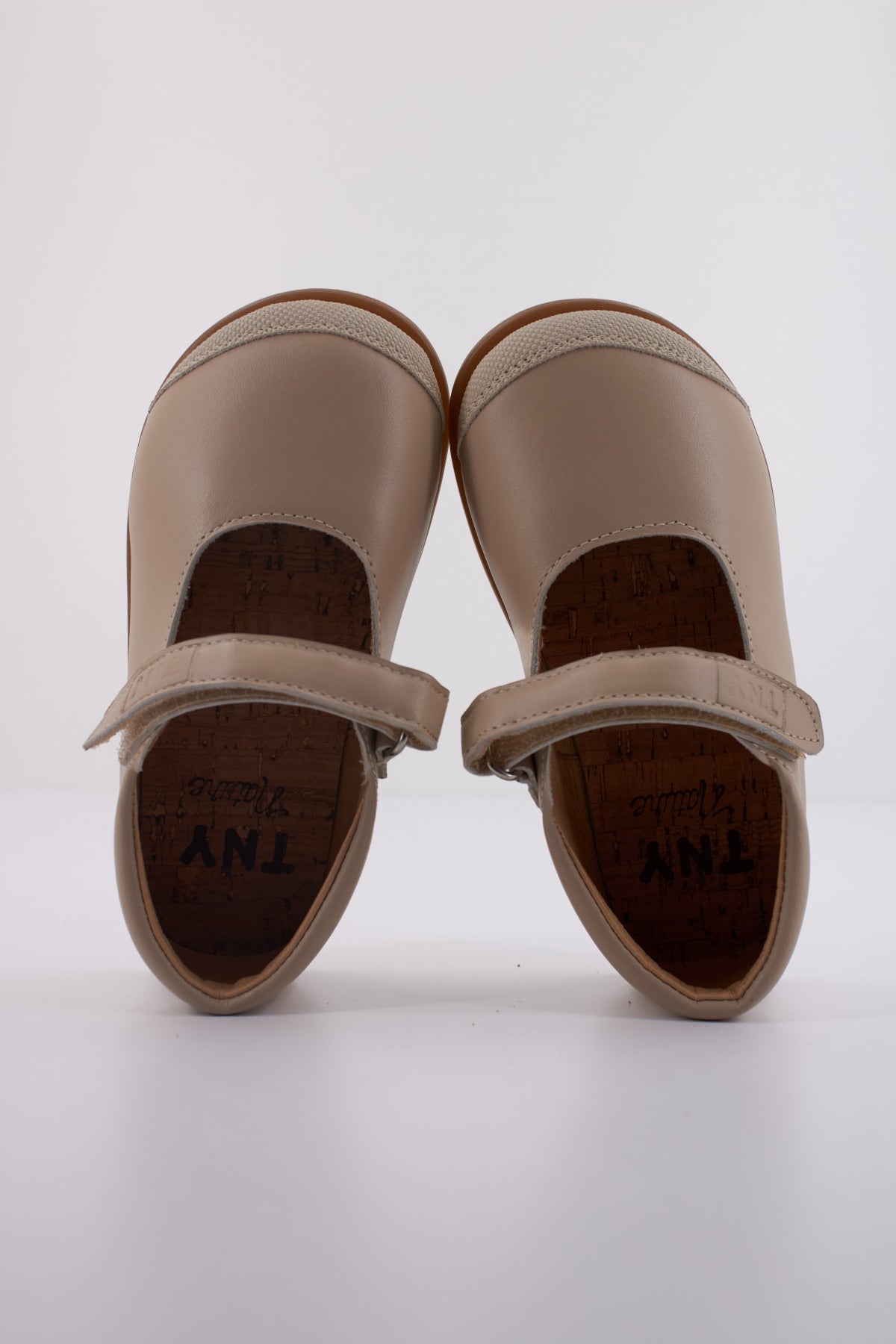 TINNY SHOES ATENEA en color MARRON (3)