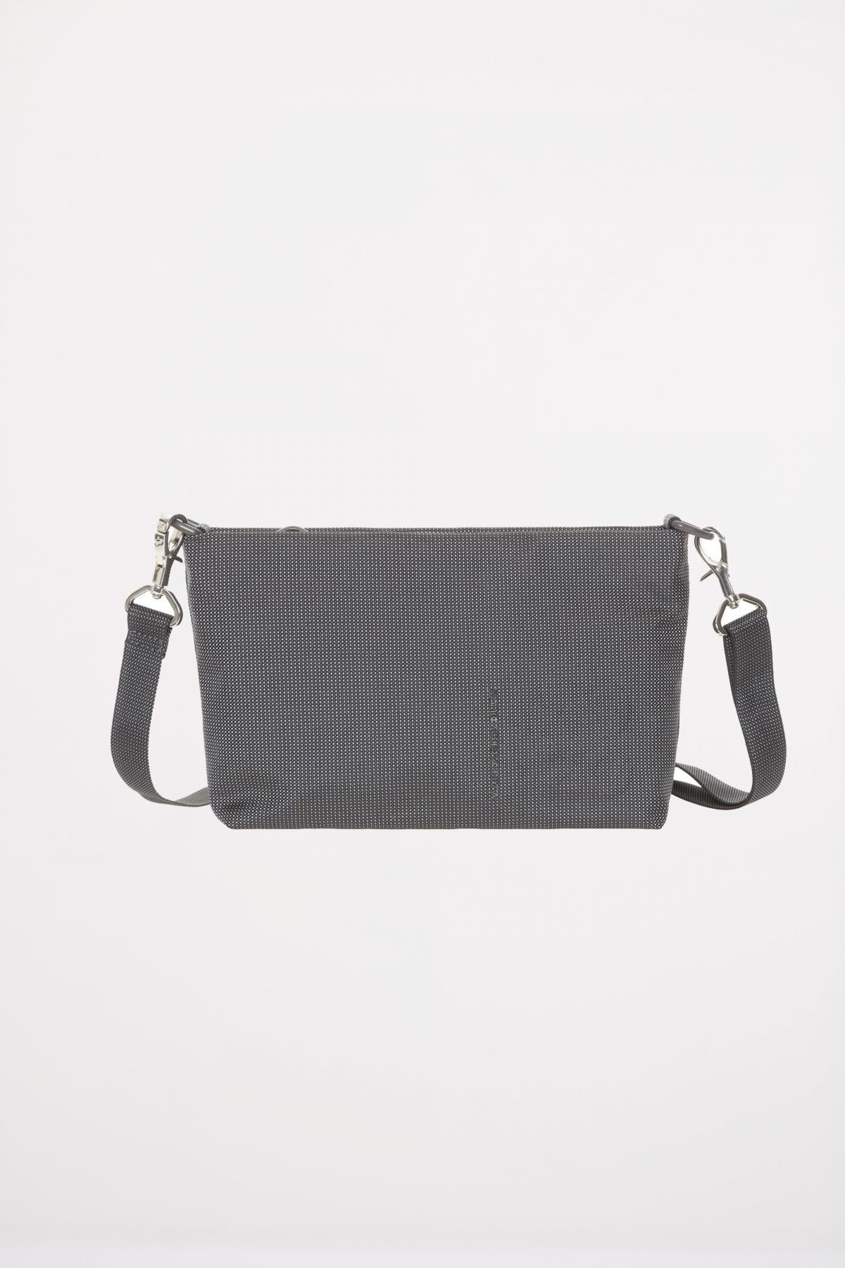 MANDARINA DUCK MD CROSSOVER en color NEGRO (1)